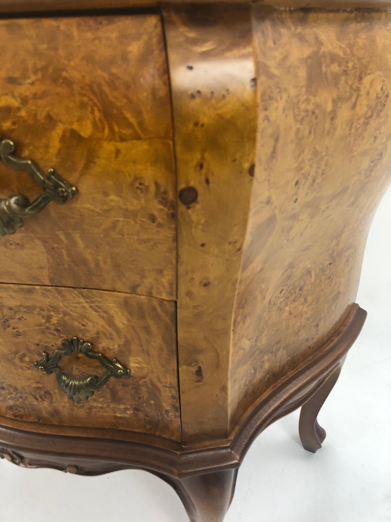 Rich Italian Small Bird'sEye Maple Bombe Chest of Drawers at 1stDibs
