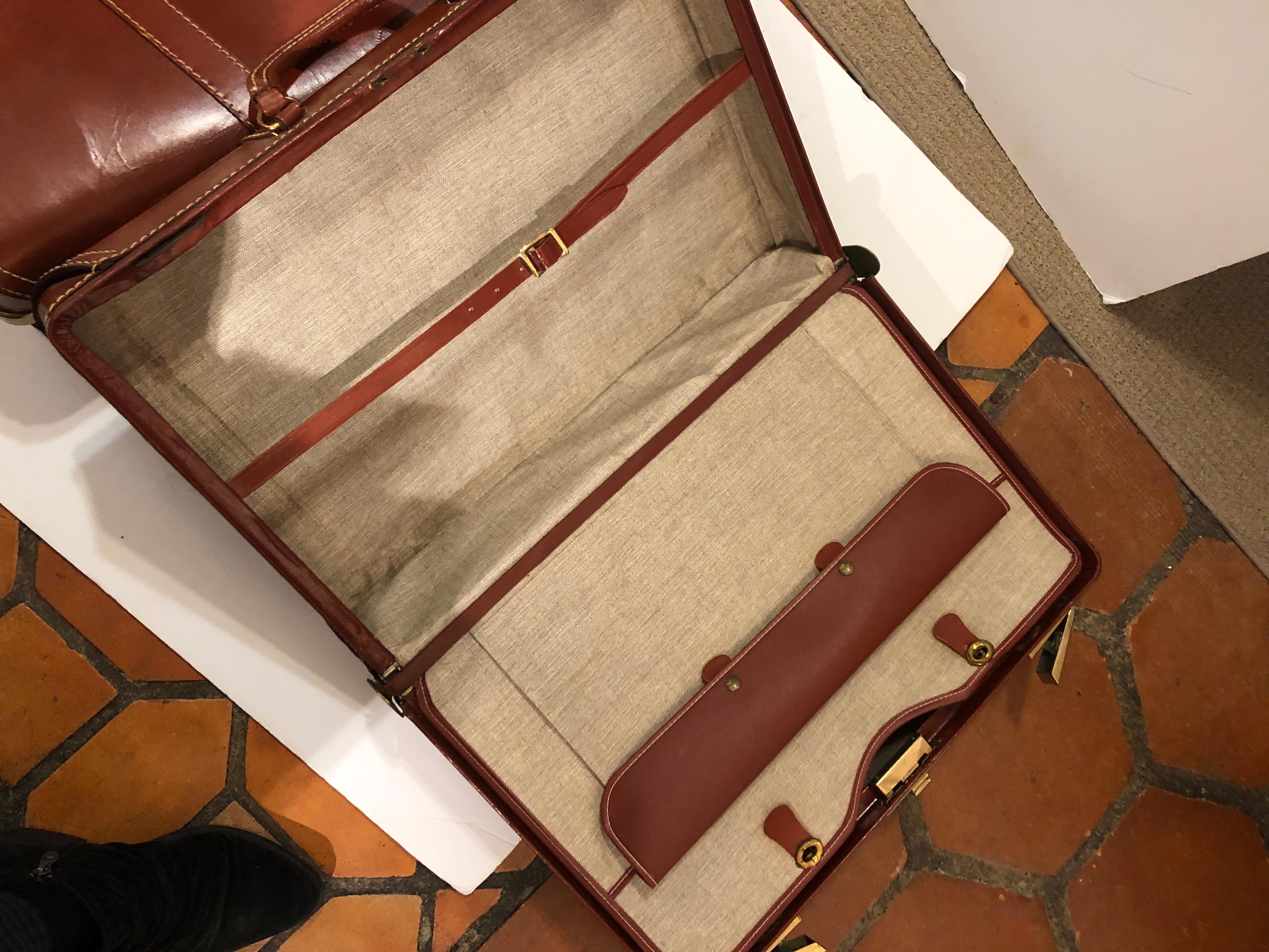 Rich Leather Pair of Vintage Suitcases Luggage 4