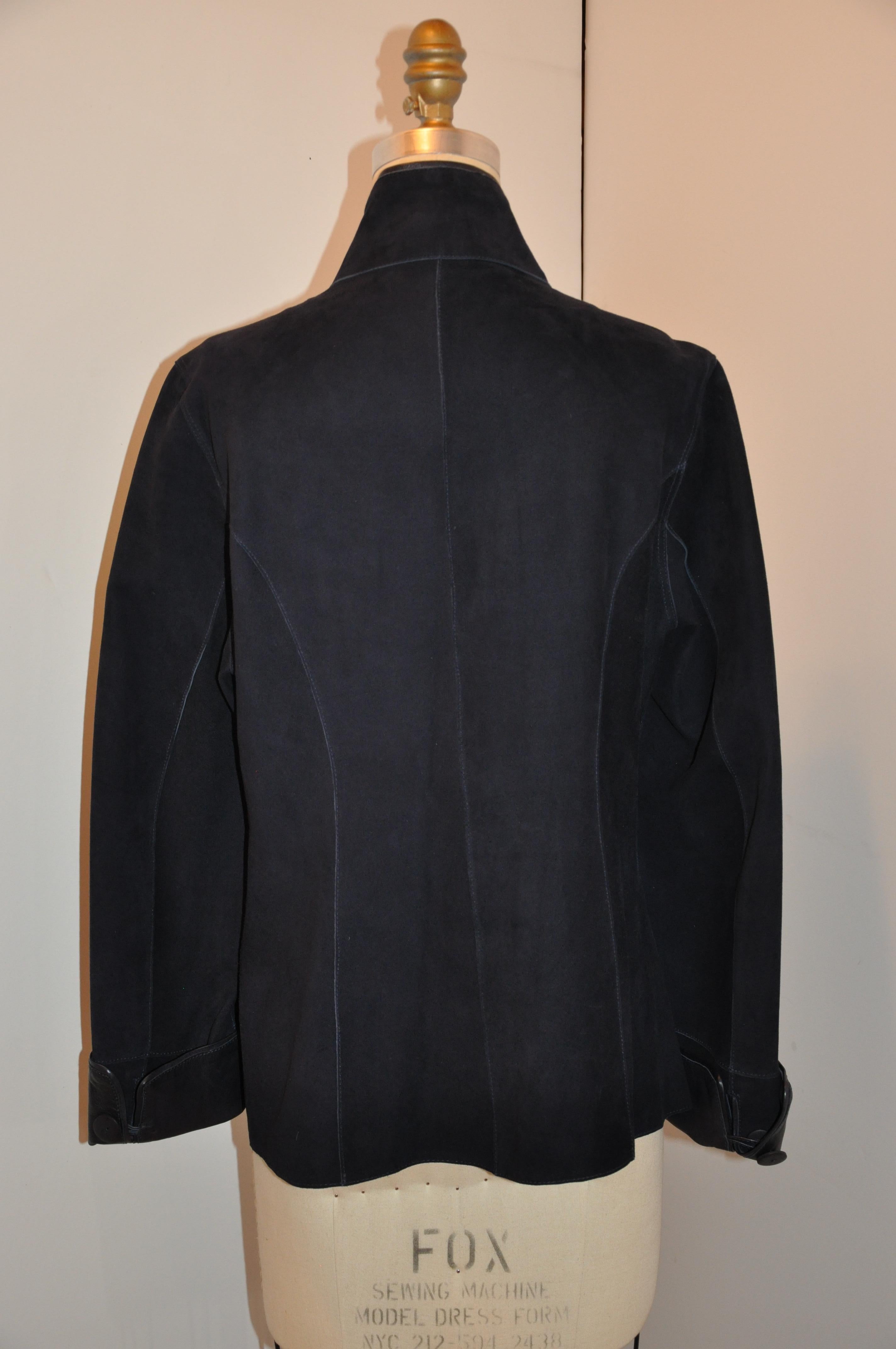 Rich Luxurious Soft Lambskin Reversible High-Collar Button Jacket In Good Condition For Sale In New York, NY