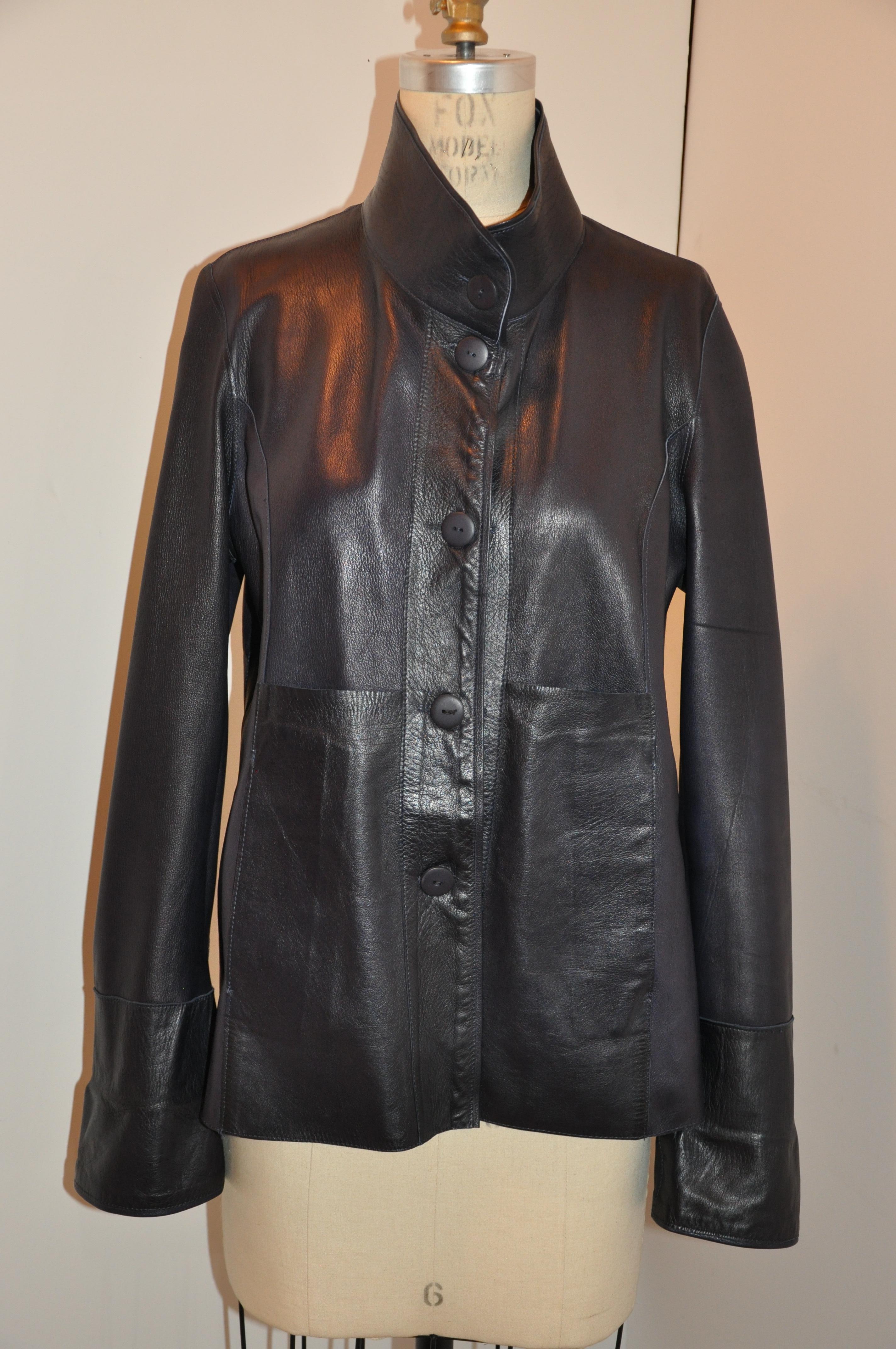 Rich Luxurious Soft Lambskin Reversible High-Collar Button Jacket For Sale 2