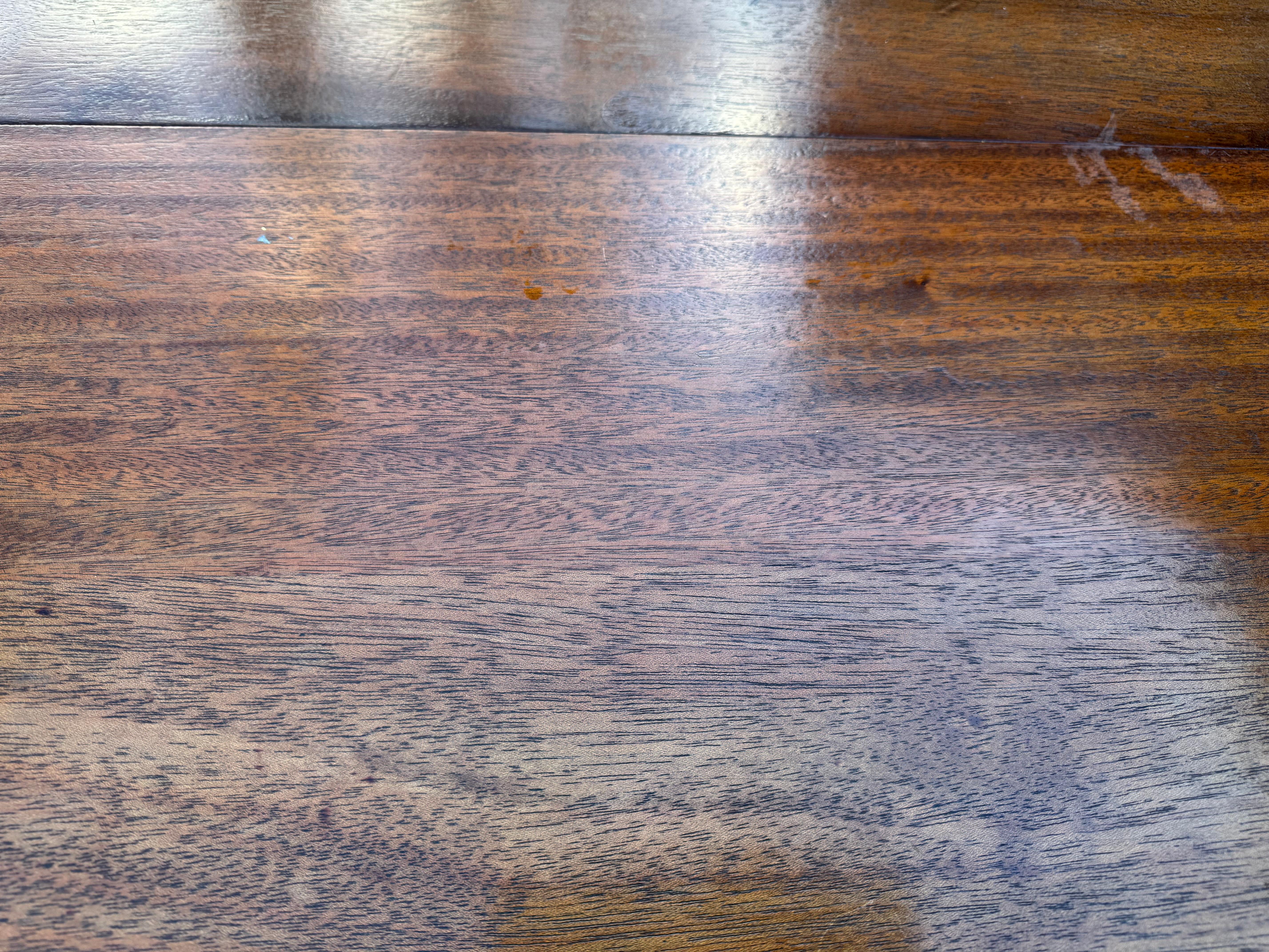 Centre de table à piédestal rond Empire américain en acajou ancien en vente 2