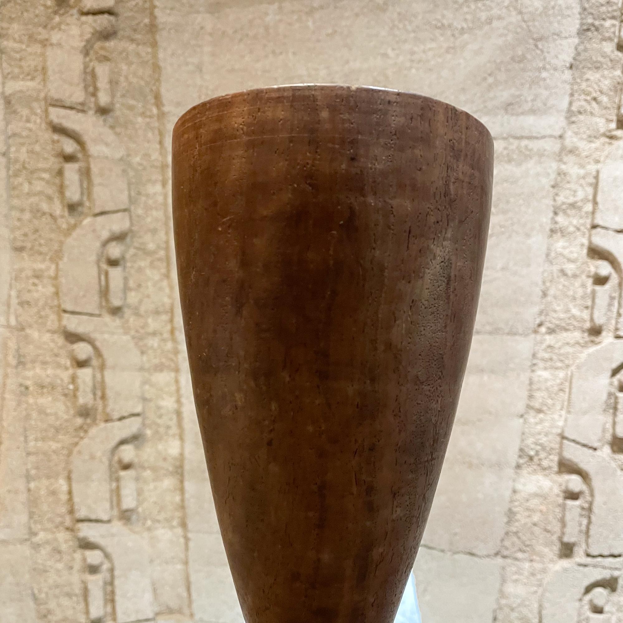 Mid-Century Modern Vase-coupe en bois massif Rich Palo Fierro style Don Shoemaker Mexique, années 1970 en vente