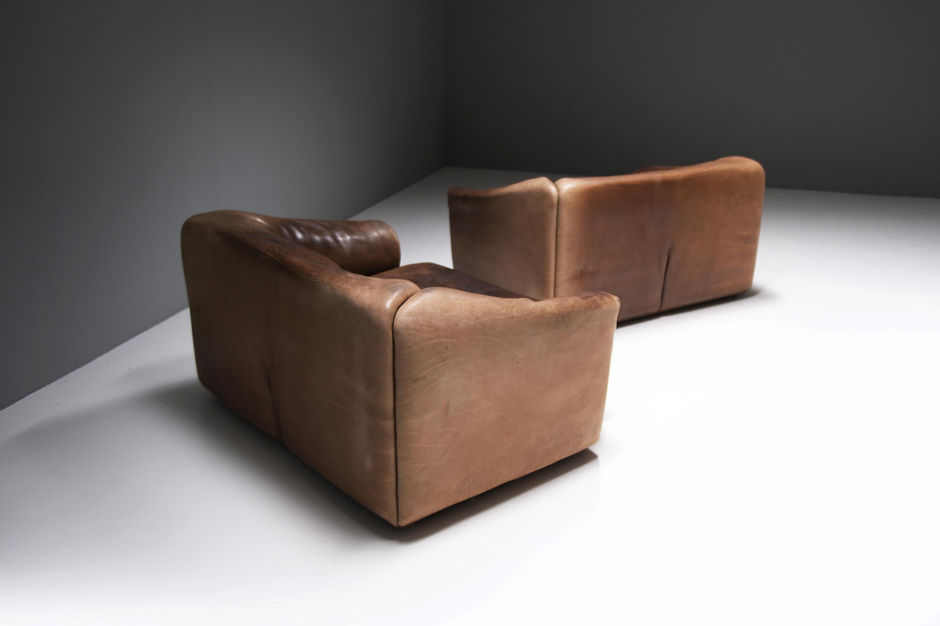 Rich patinated DS-47 sofa's in original leather by Team De Sede - De Sede Swiss For Sale 4