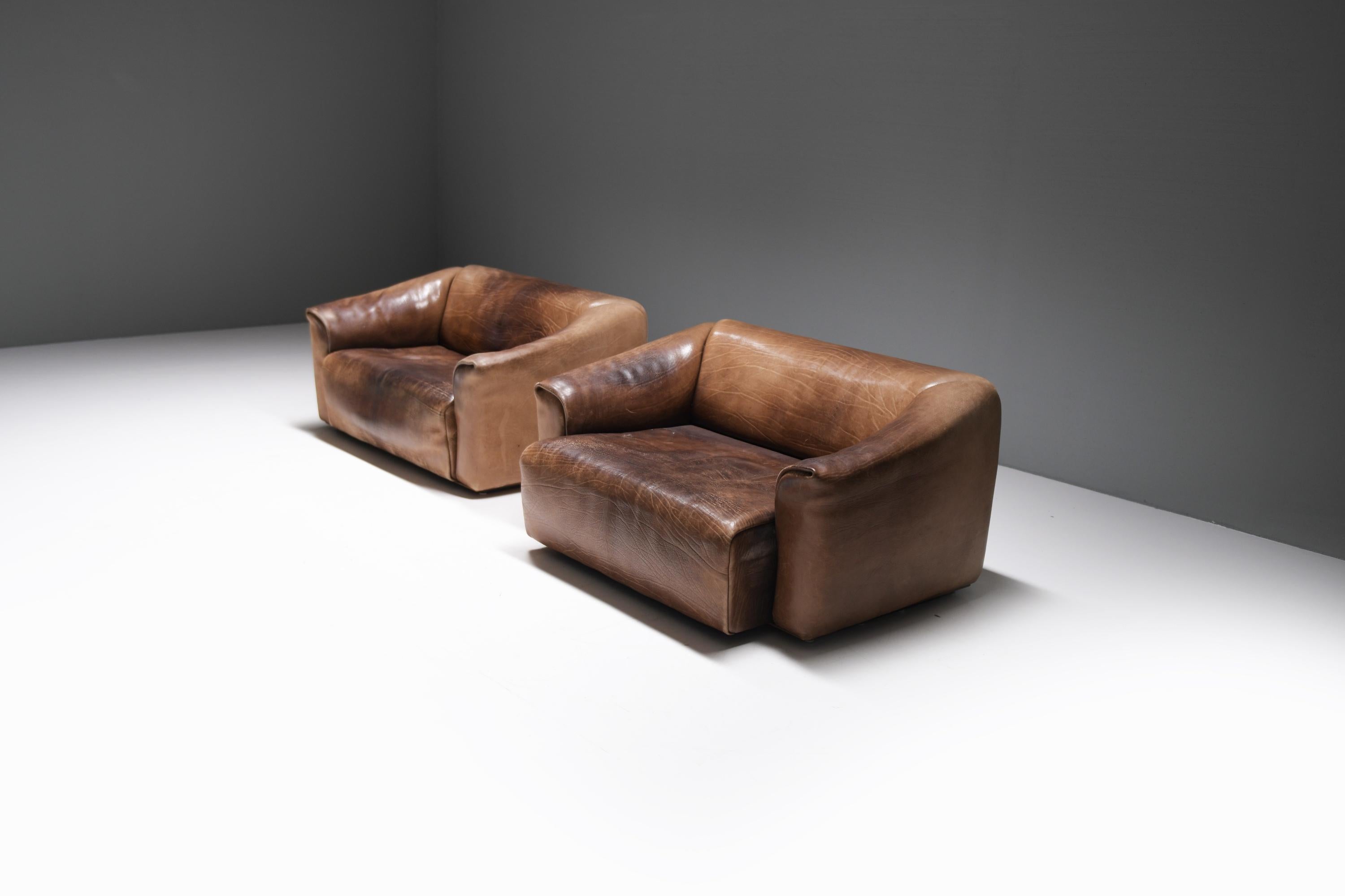 20th Century Rich patinated DS-47 sofa's in original leather by Team De Sede - De Sede Swiss For Sale