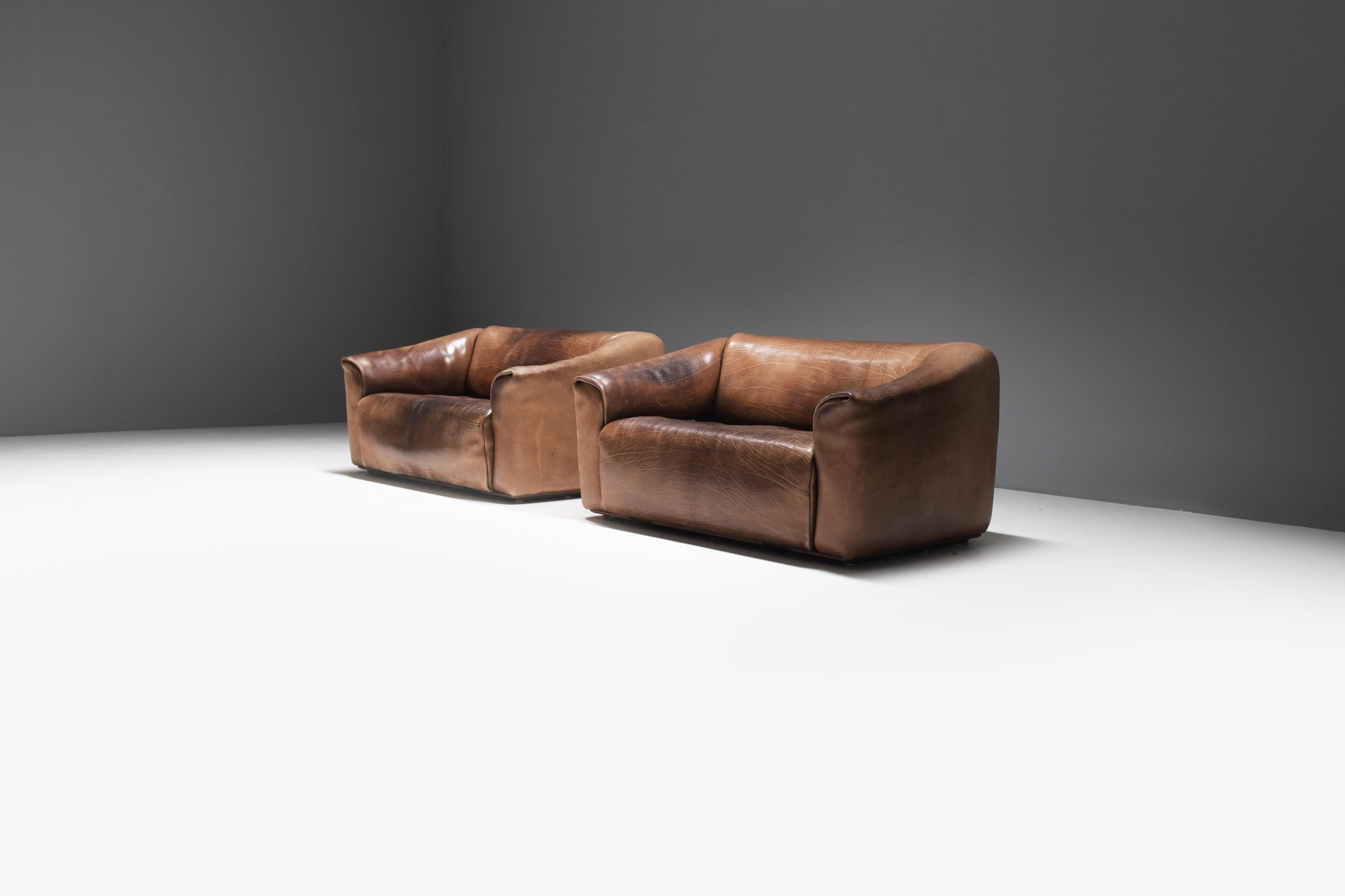 Rich patinated DS-47 sofa's in original leather by Team De Sede - De Sede Swiss For Sale 1