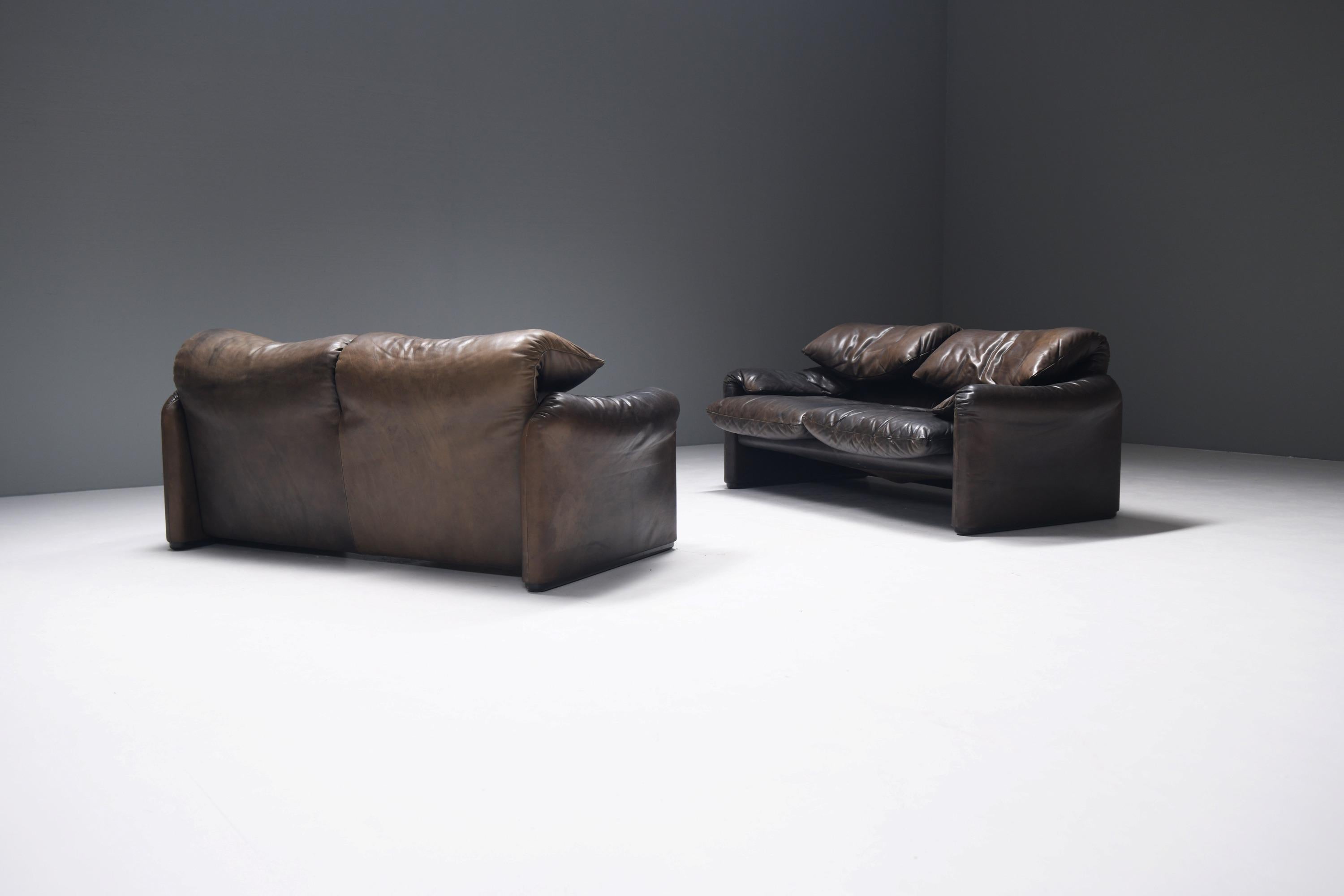 Rich patinated Maralunga set by Vico Magistretti for Cassina Italy 13