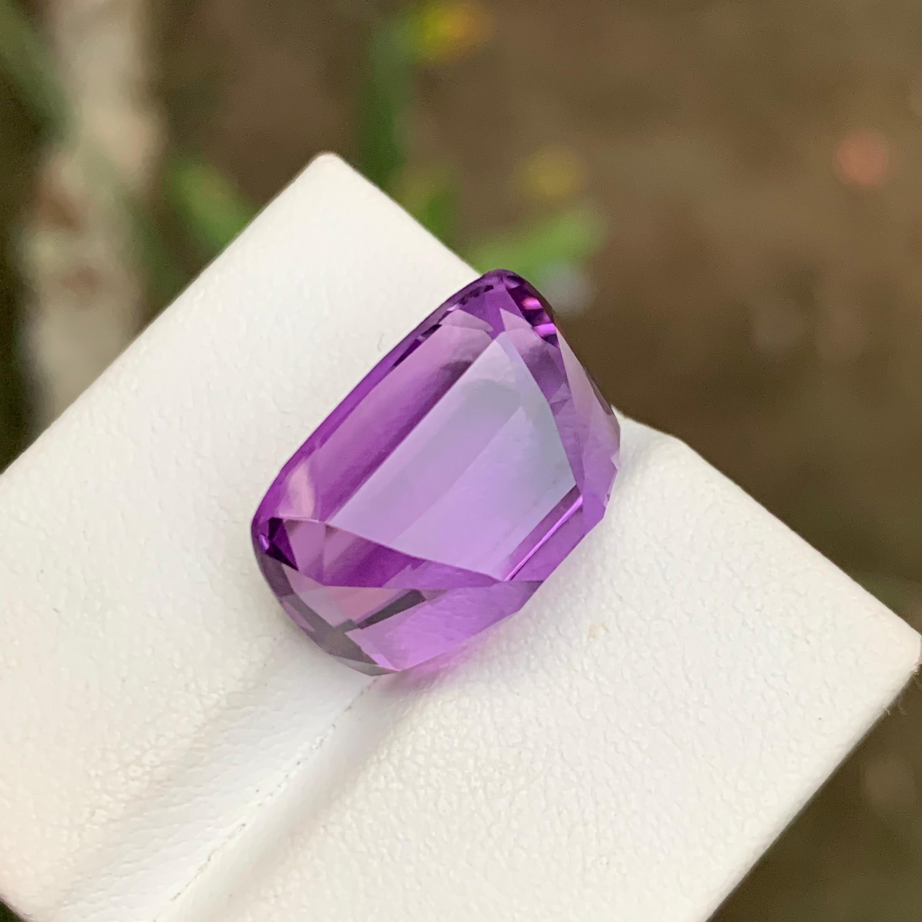 Rich Purple Natural Amethyst Gemstone 15.55 Ct Cushion Cut for Pendant Jewelry For Sale 1