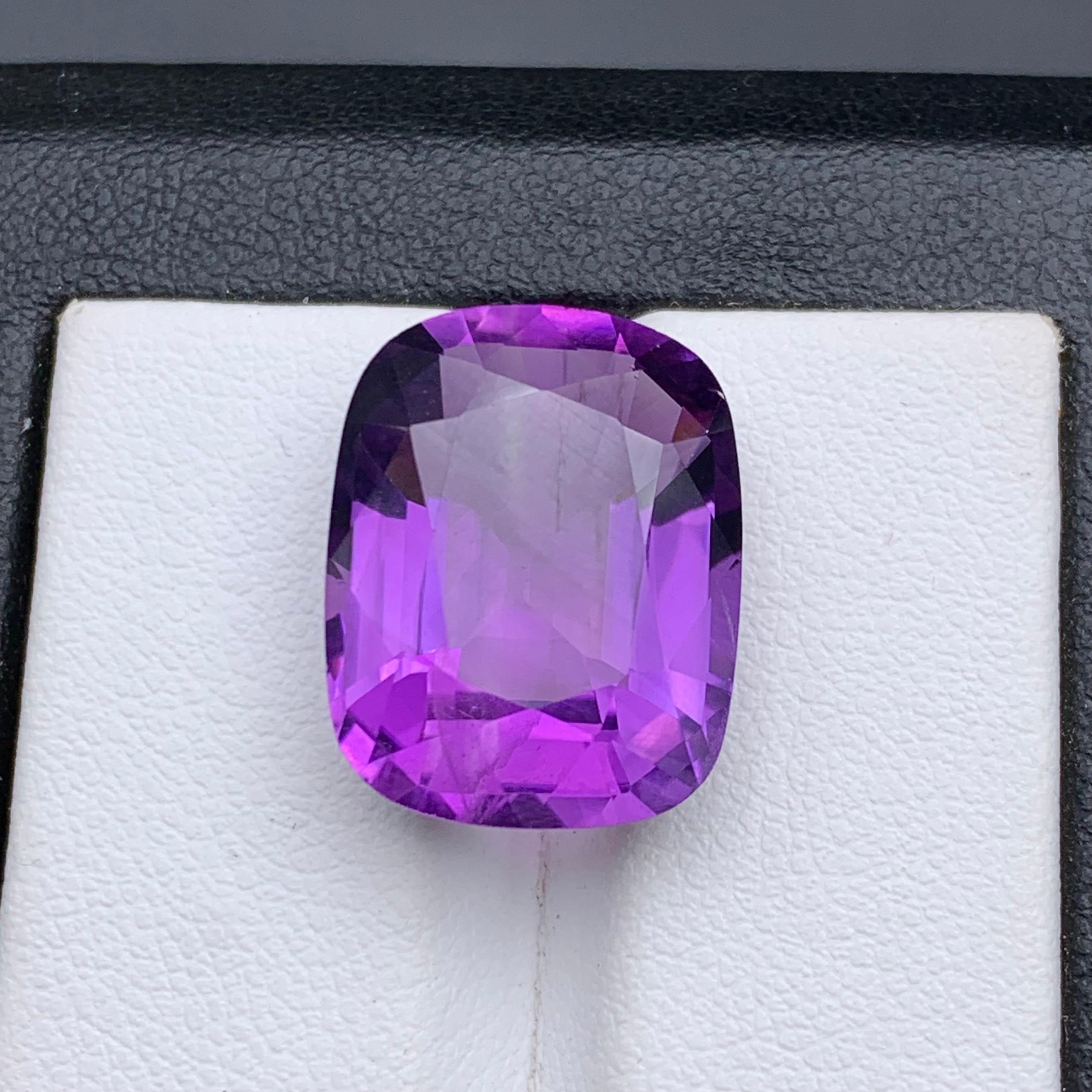 Rich Purple Natural Amethyst Loose Gemstone 14 Ct Cushion Cut-Pendant Jewelry For Sale 7