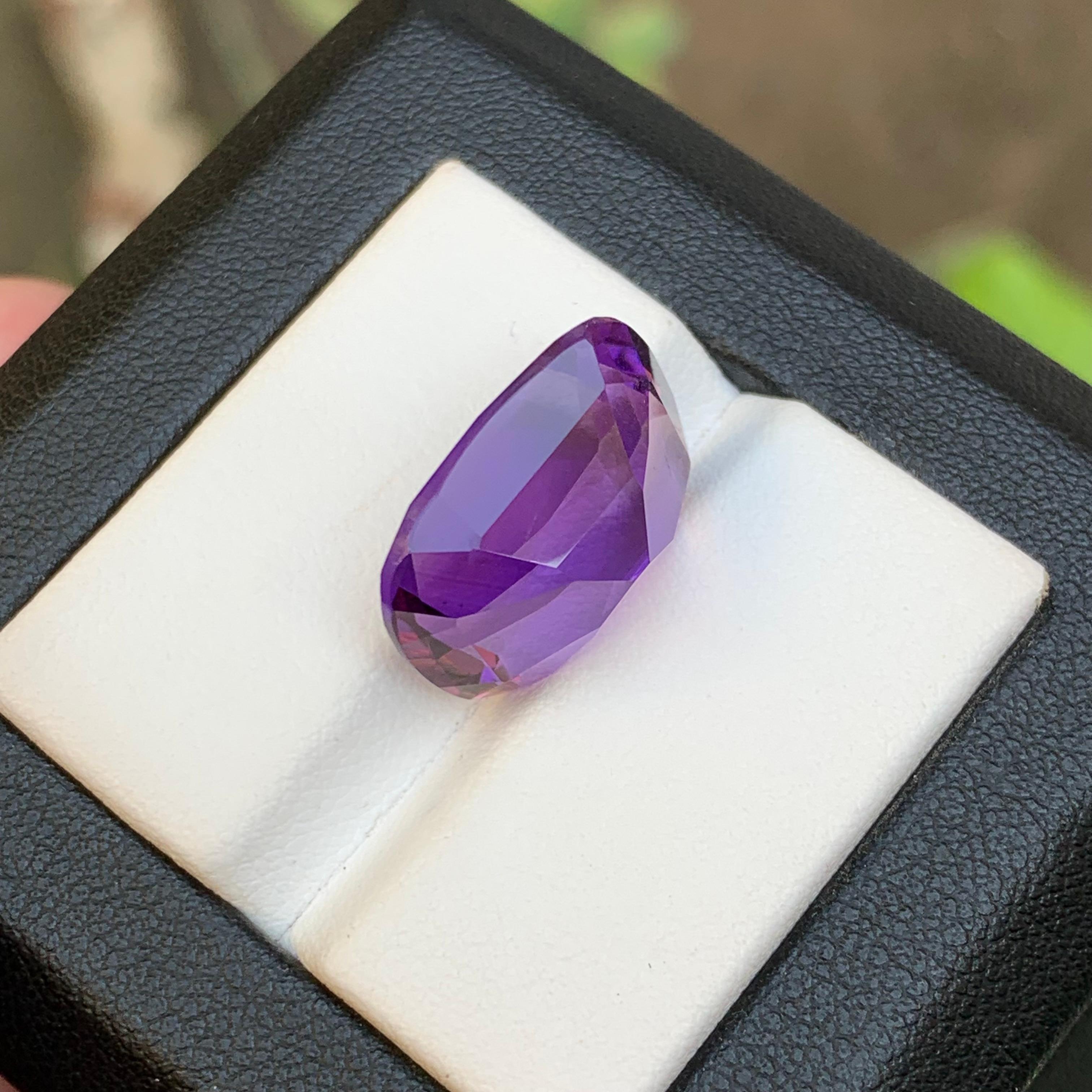 Rich Purple Natural Amethyst Loose Gemstone 14 Ct Cushion Cut-Pendant Jewelry For Sale 1
