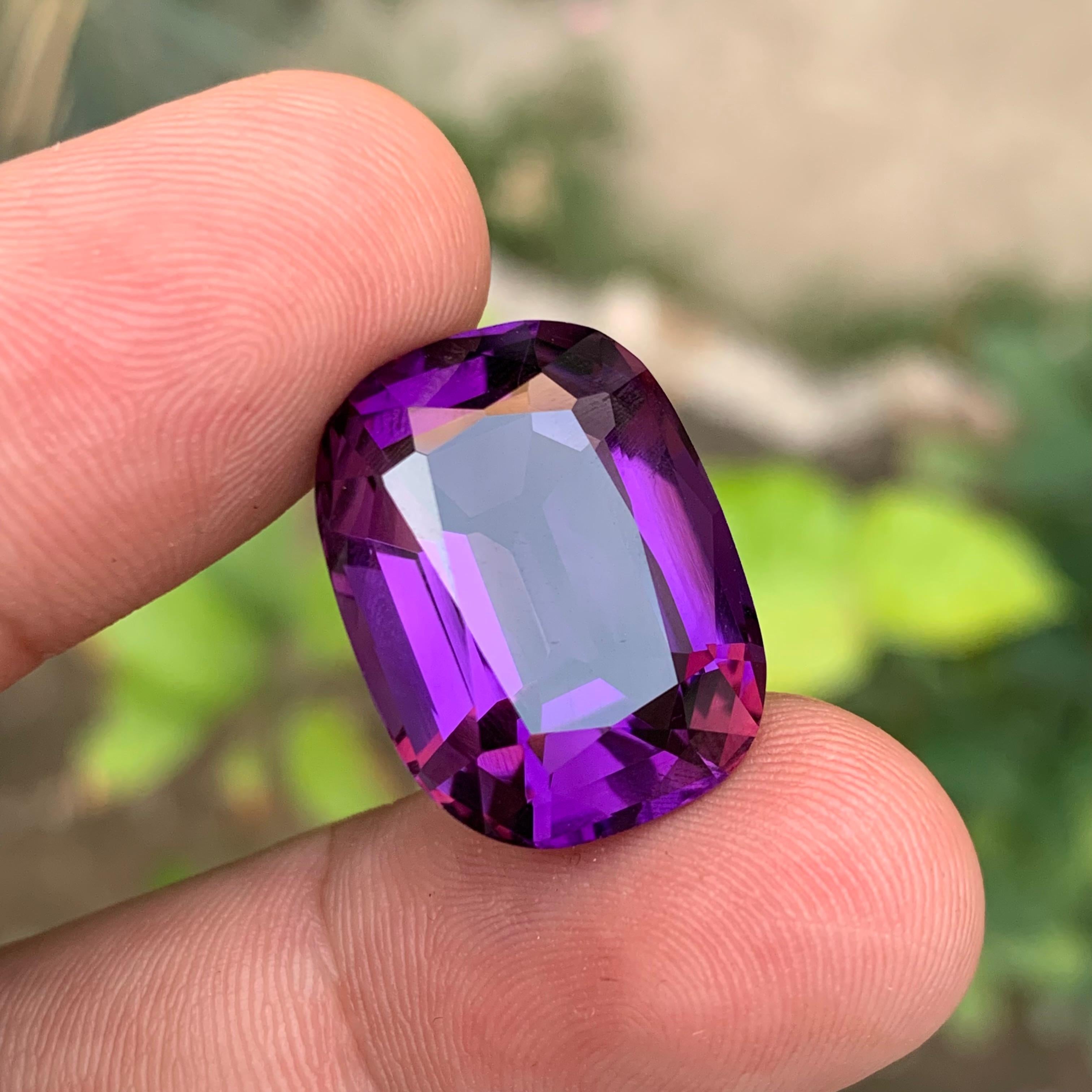 Améthyste violette naturelle 25,16 ct pour bague, pendentif, bijoux en vente 1