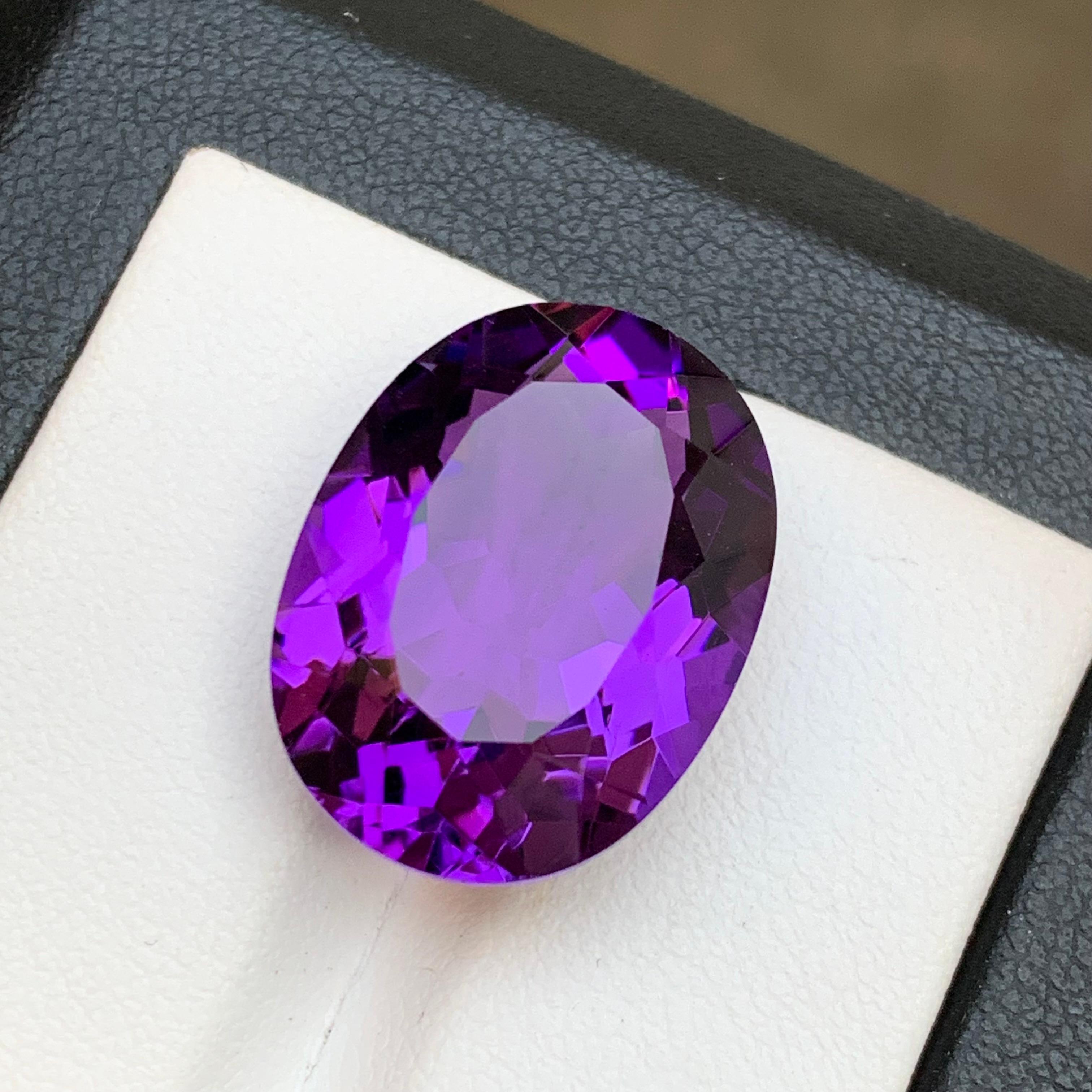 Contemporary Rich Purple Natural Amethyst Necklace Pendant Gemstone 16.95Ct Fancy Cushion Cut For Sale