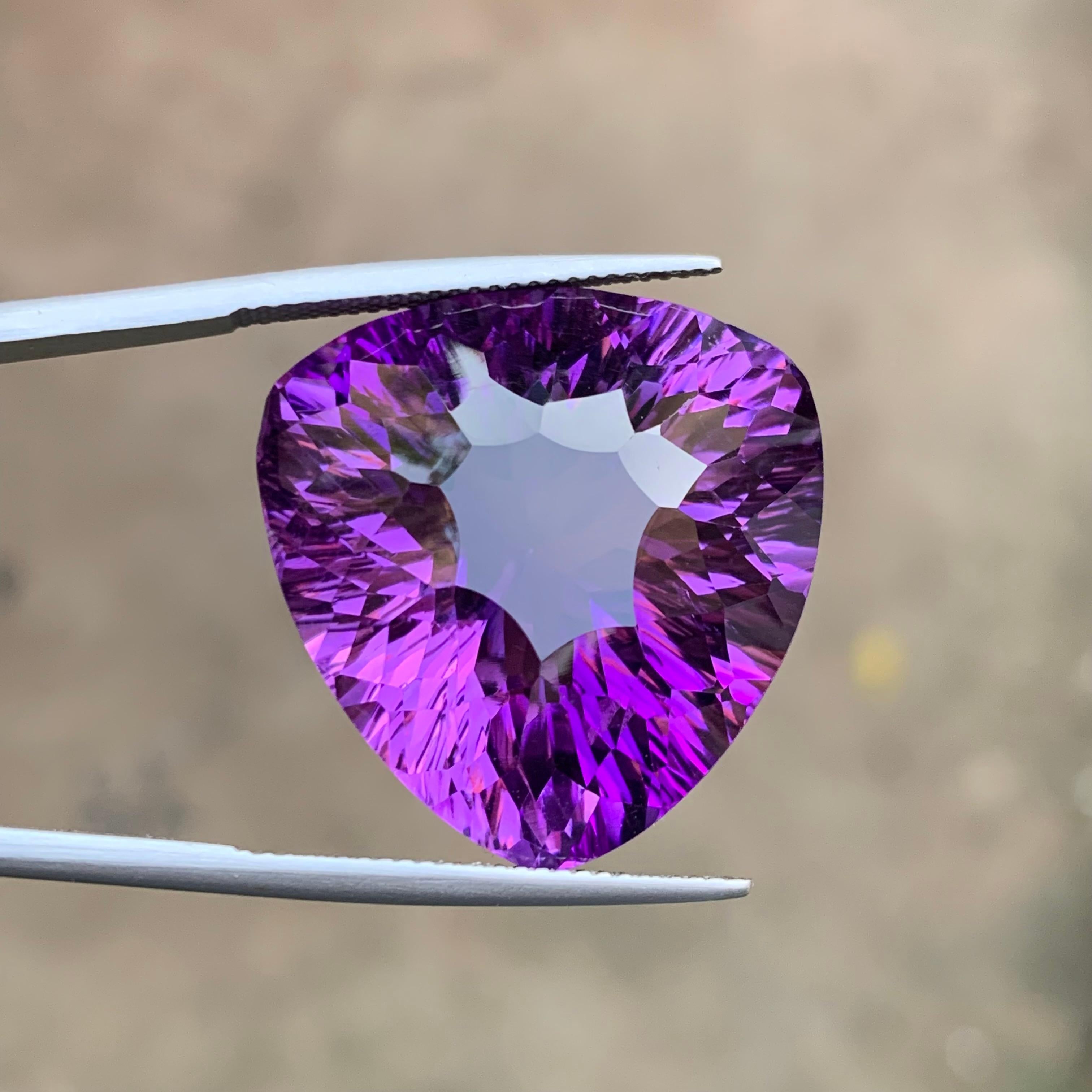 Rich Purple Natural Amethyst Pendant Necklace Loose Gemstone 47.85Ct Trillion Ct 3