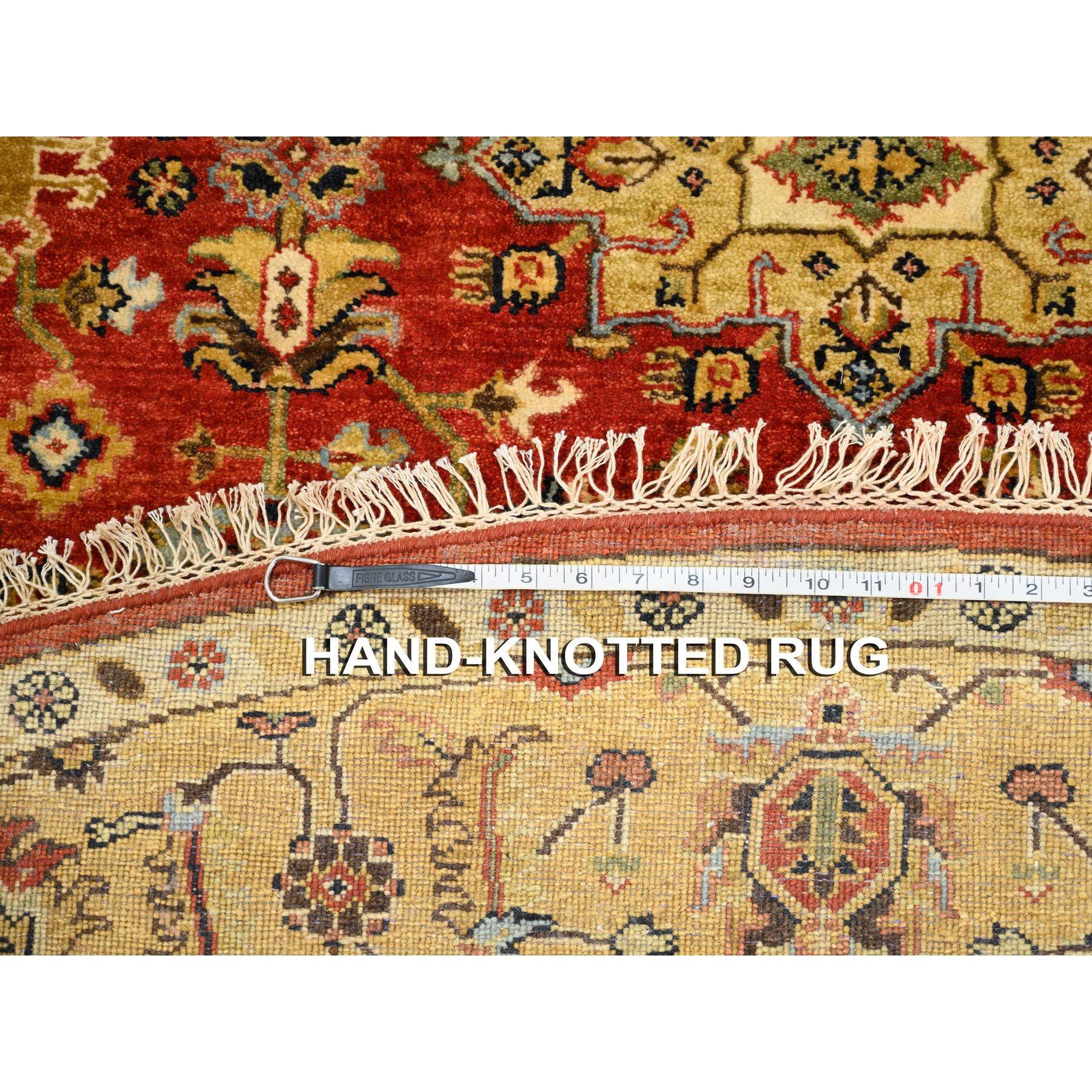 Rich Red Karajeh Design Handgeknüpfter orientalischer runder Teppich aus reiner Wolle 7'9