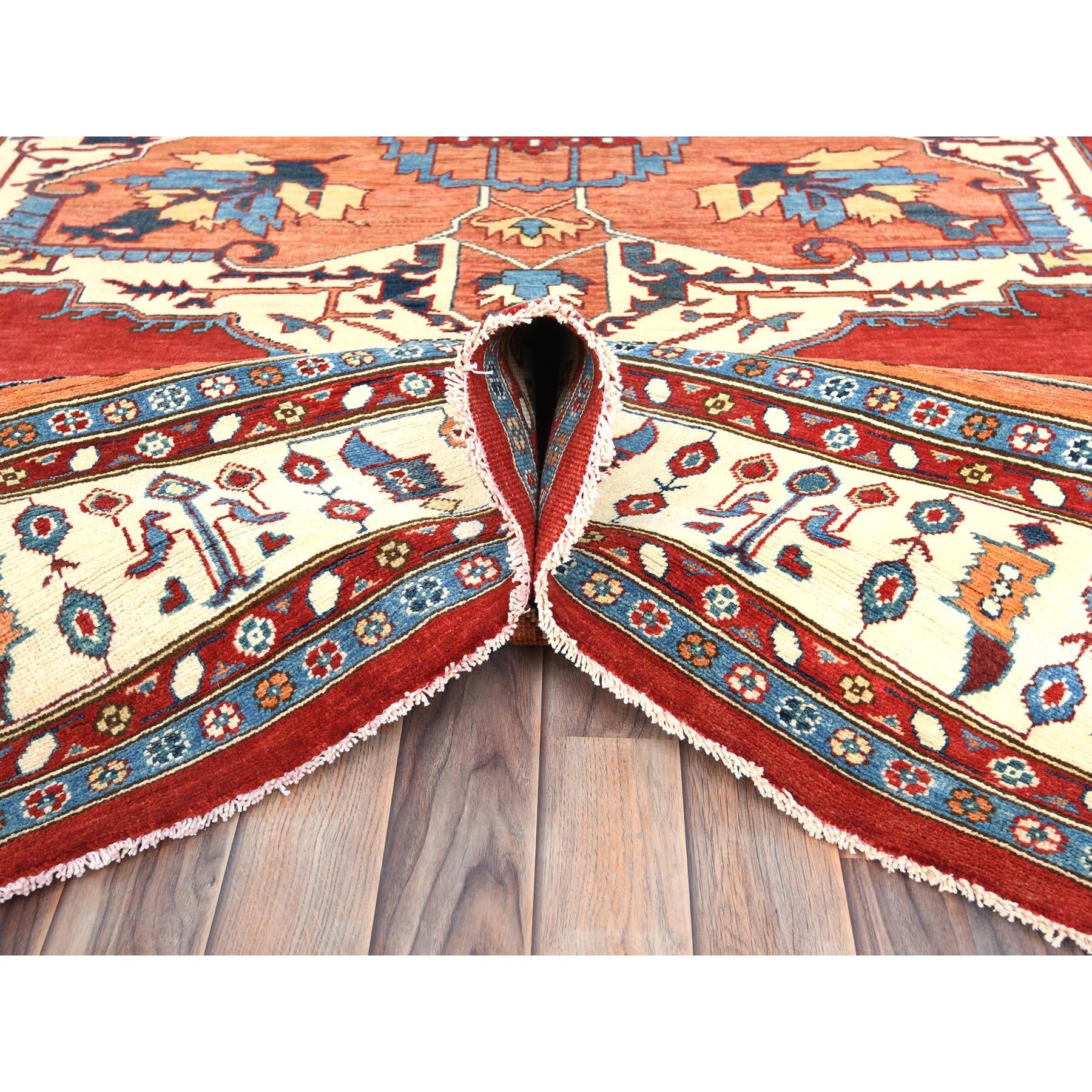 Tapis oriental rouge riche Serapi Heriz Design noué à la main 9'0