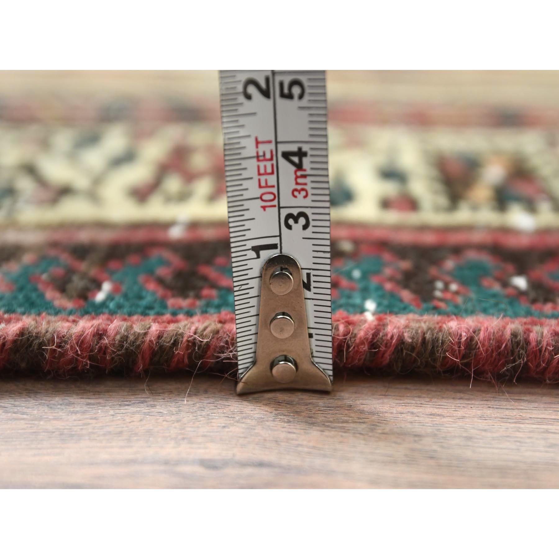 Handgeknüpfter, handgeknüpfter, persischer Serab-Teppich in Rot, Wolle im Used-Look, Vintage (Mitte des 20. Jahrhunderts) im Angebot