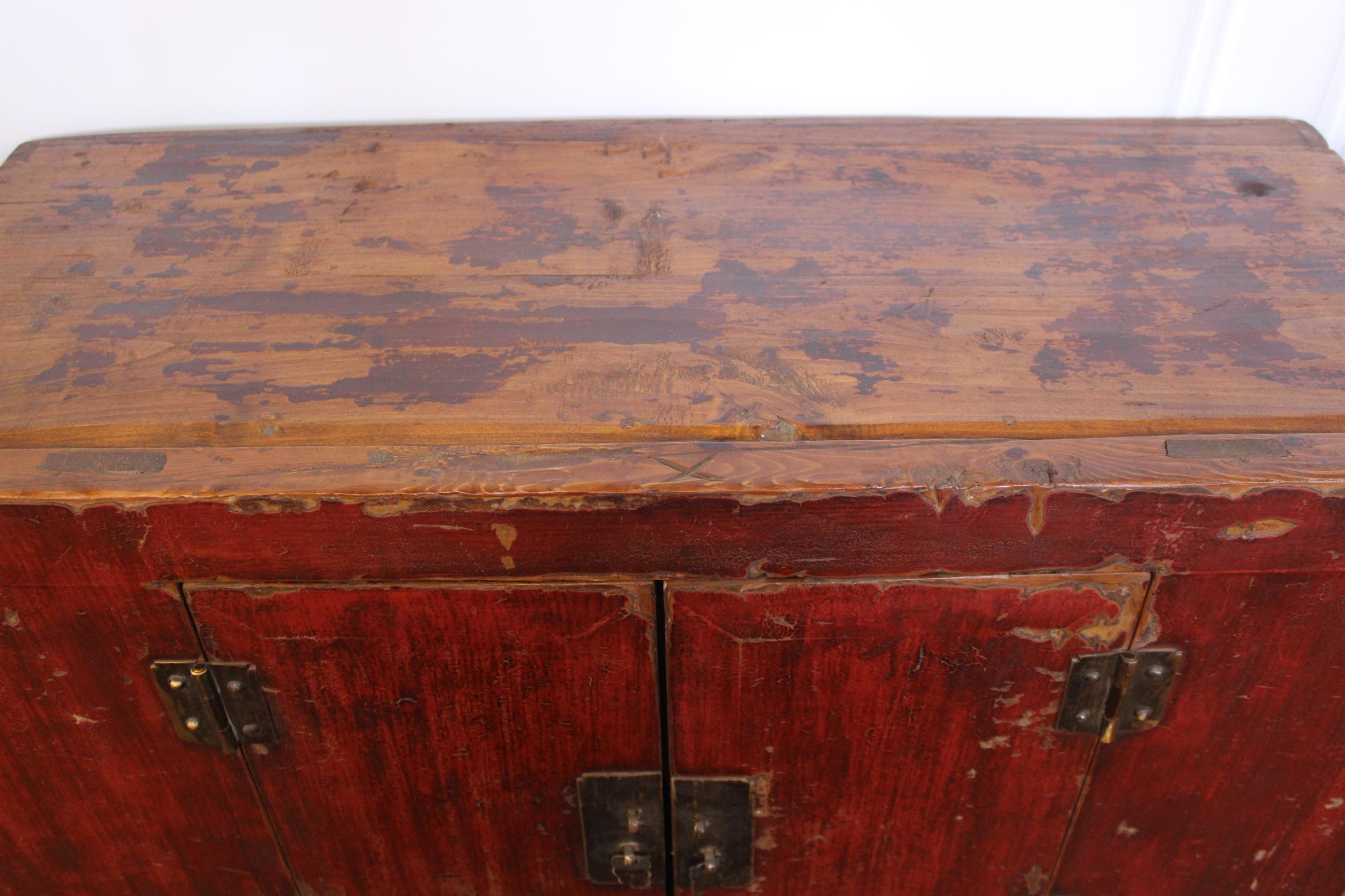 Rich Reddish Patina 19th Century Chinese Cabinet For Sale 3