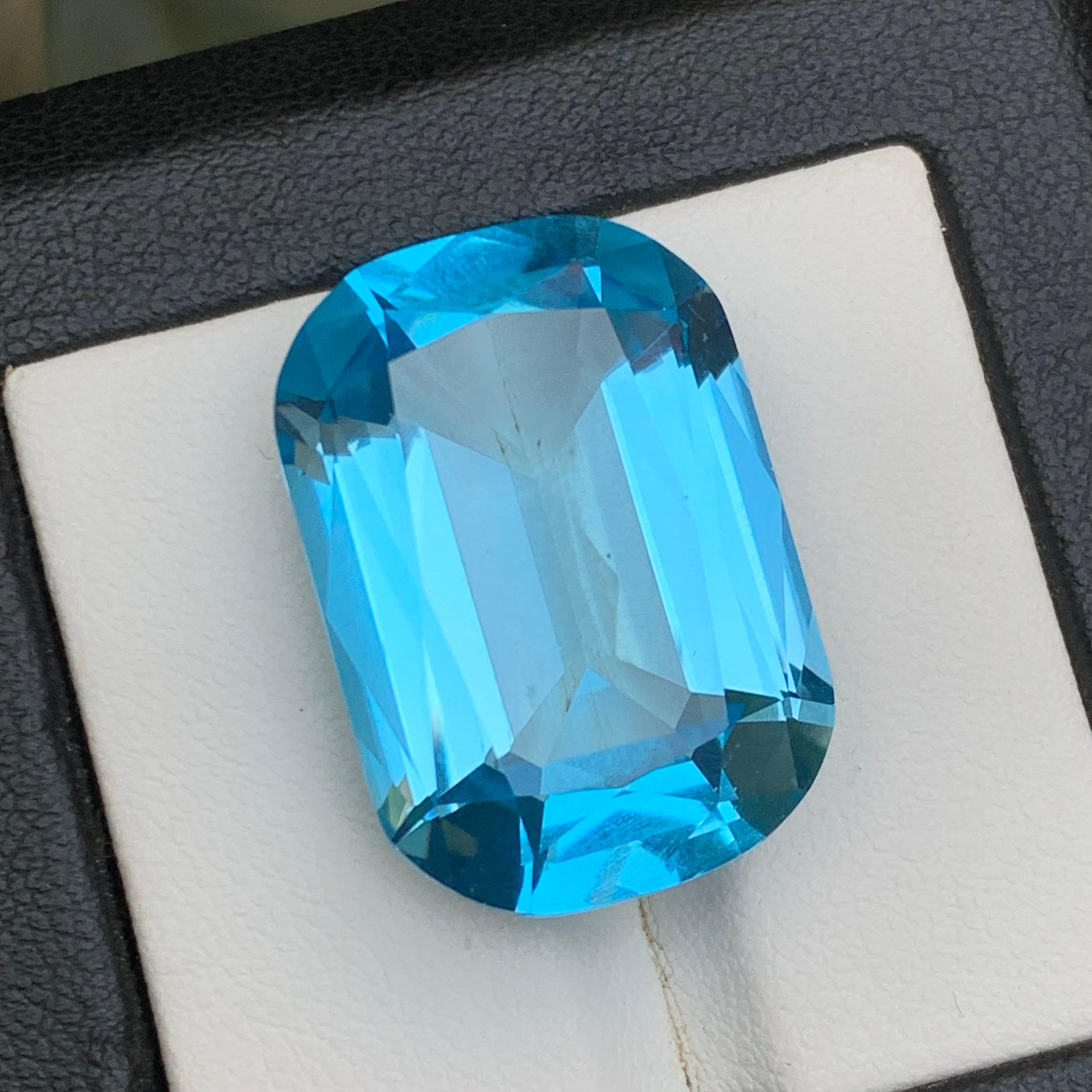 Topaze suisse bleu ciel 37.43Ct Naturelle pierres précieuses en vrac taille coussin pour pendentif en vente 4