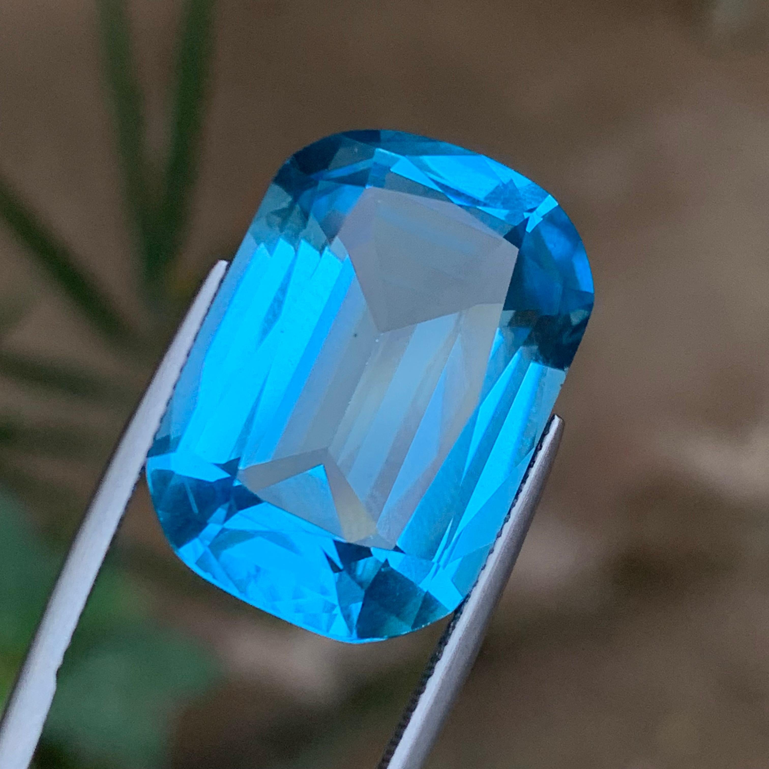 Topaze suisse bleu ciel 37.43Ct Naturelle pierres précieuses en vrac taille coussin pour pendentif en vente 1
