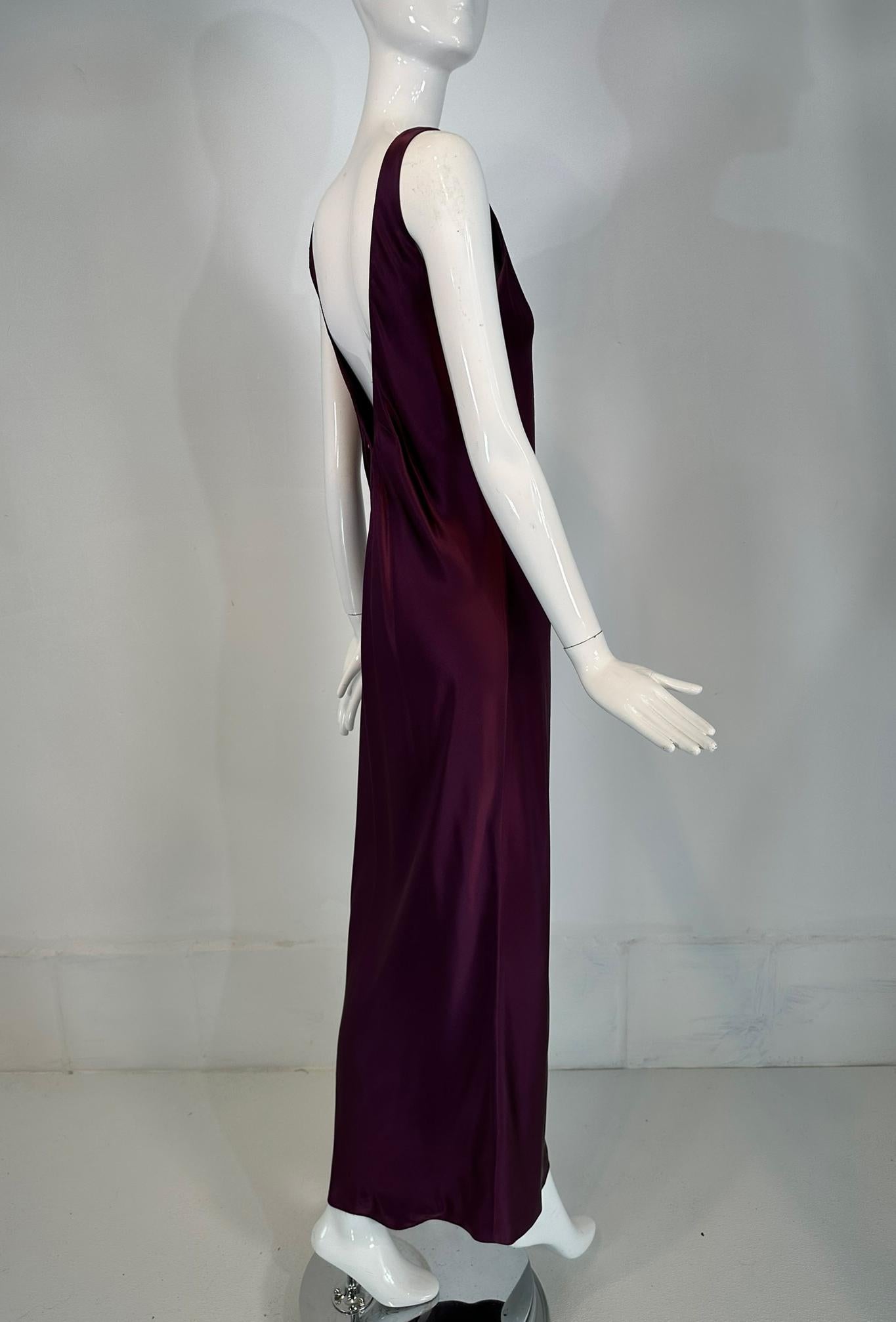 Abito da sera senza maniche Rich Wine Bias Cut Silk Charmeuse V Back 8 in vendita 14