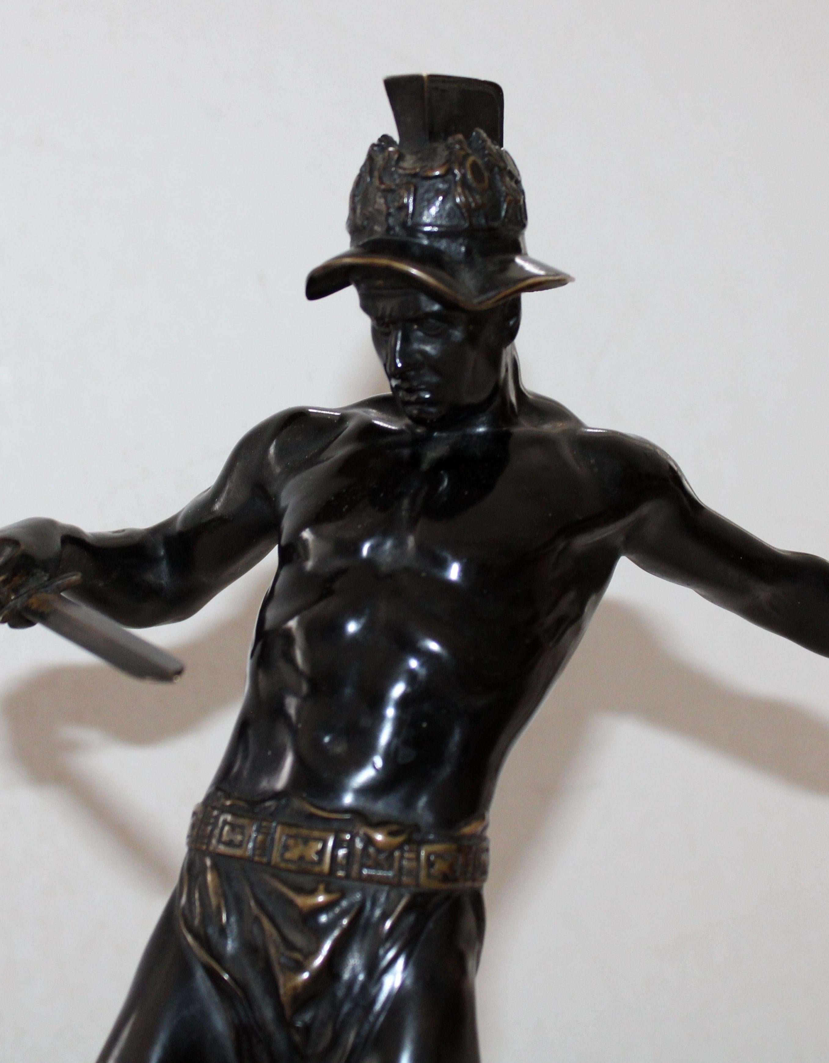 Gladiateur. Bronze, 33 x 30 x 15 cm - Réalisme Painting par Richard Abraham