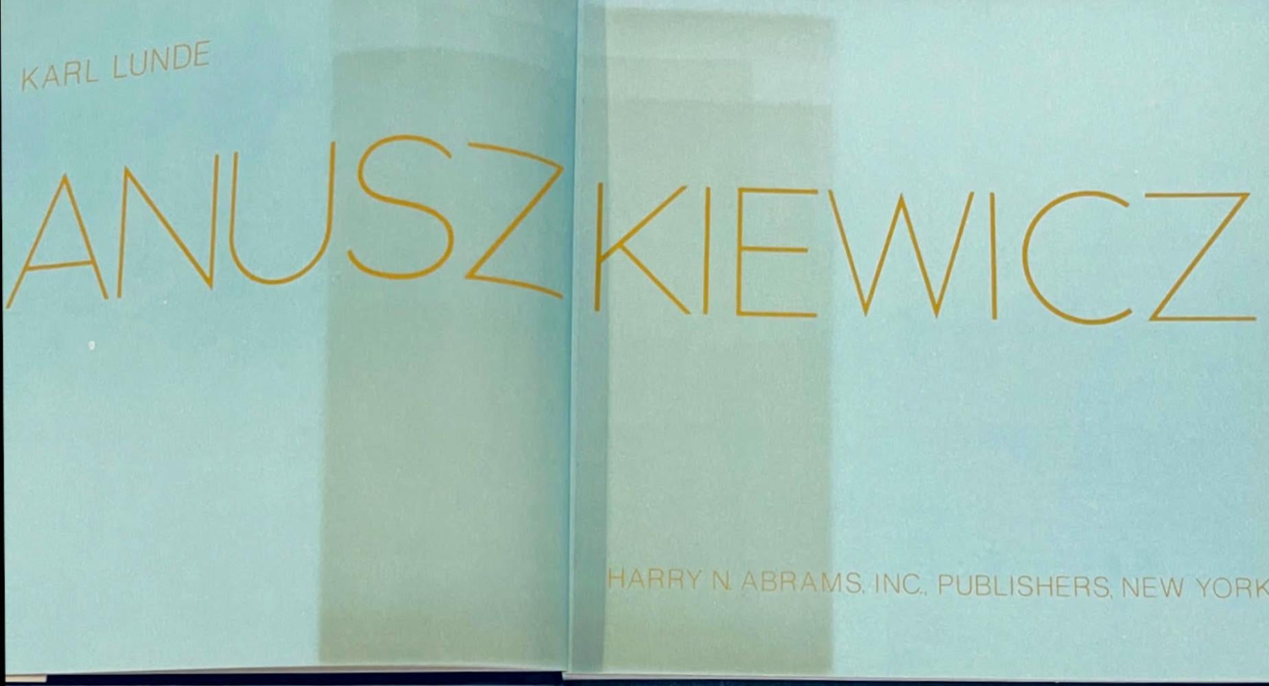 ANUSZKIEWICZ, monographie (signée à la main et inscrite par Richard Anuszkiewicz) en vente 12