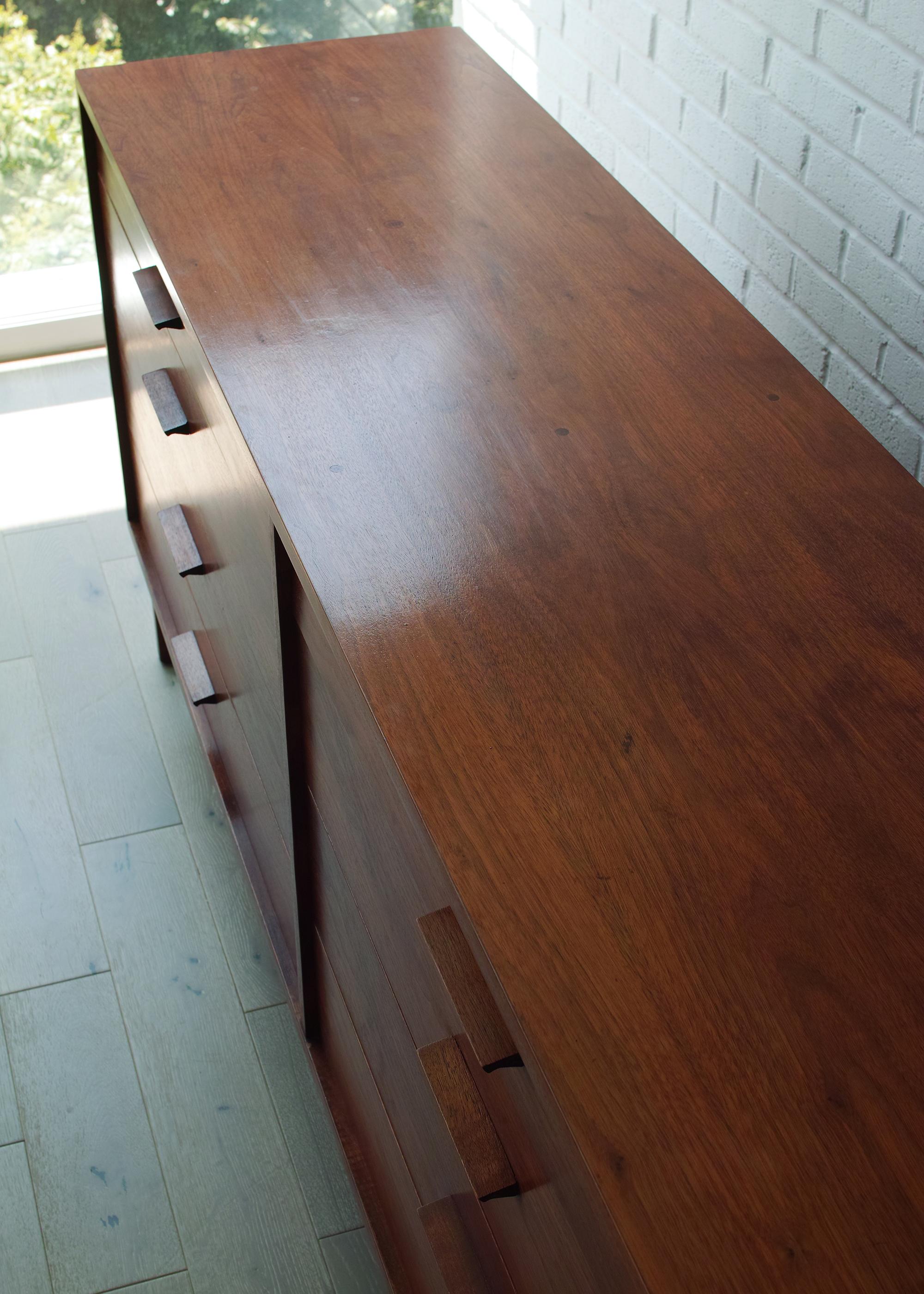 A. Richard Artschwager Dresser, RICHARD in vendita 2