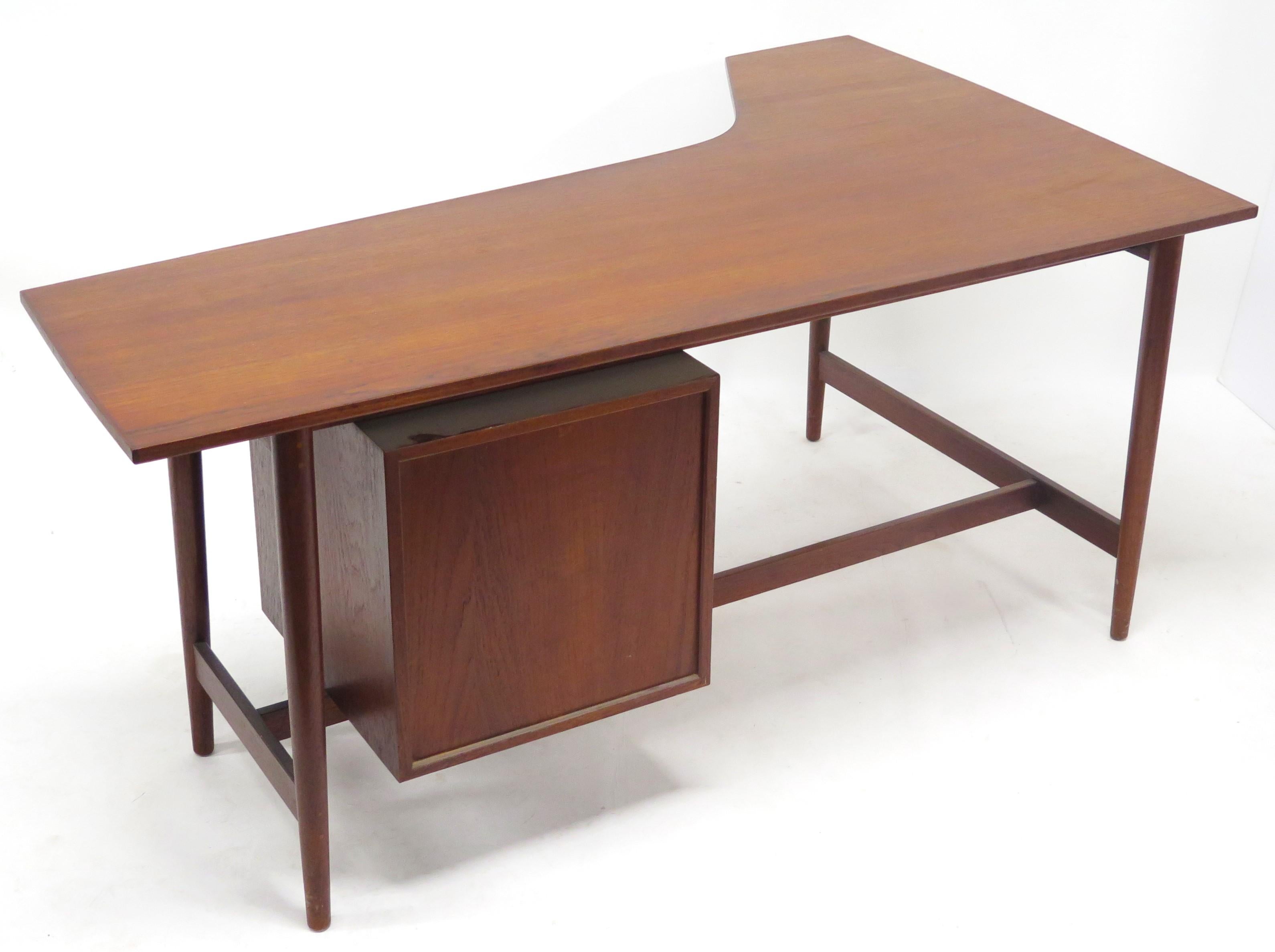 20th Century Richard Artschwager Studio Walnut Desk / Mid-Century Modern