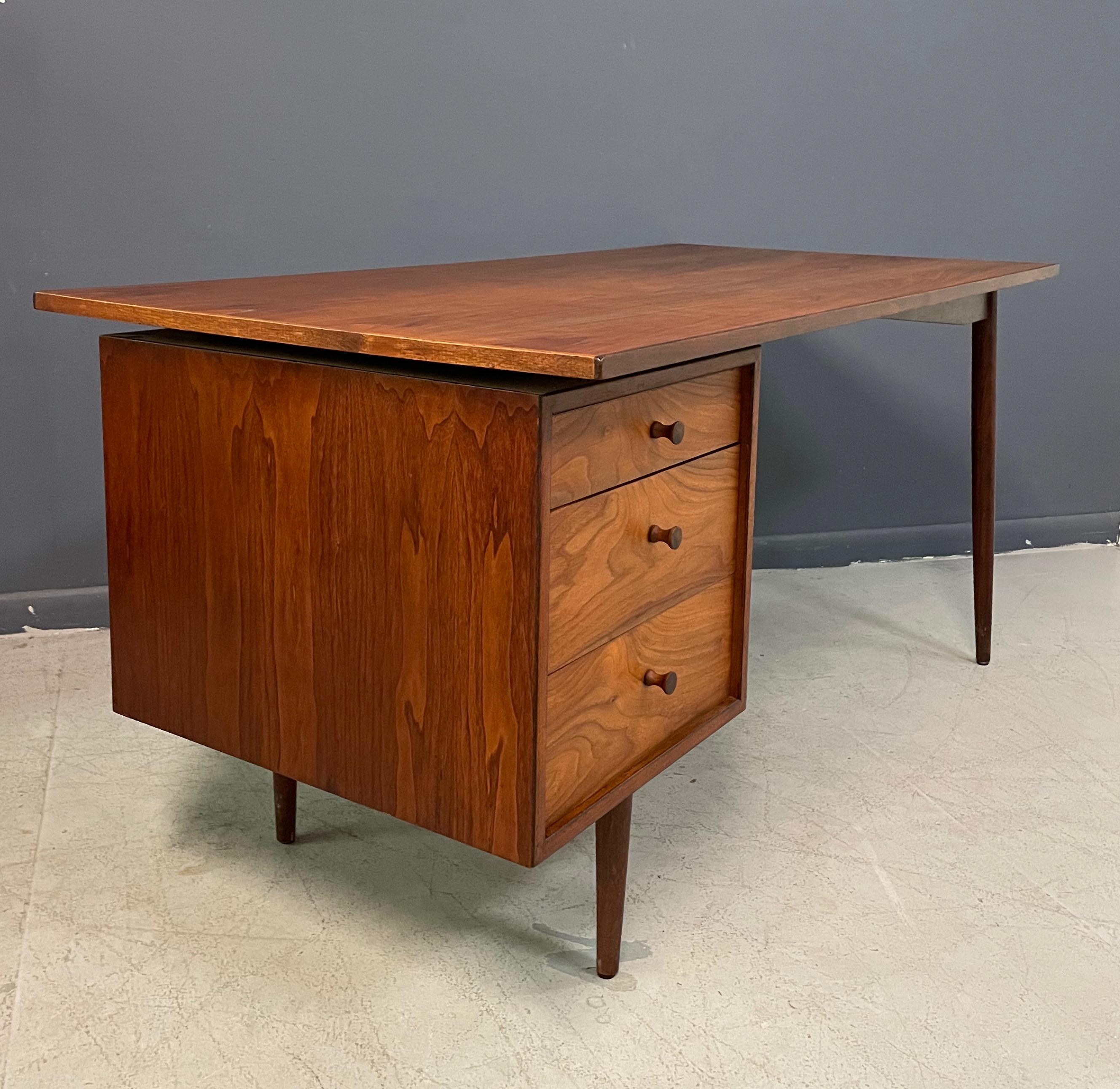 Mid-Century Modern Richard Artschwager Walnut Floating Top Three Drawer Desk Mid Century