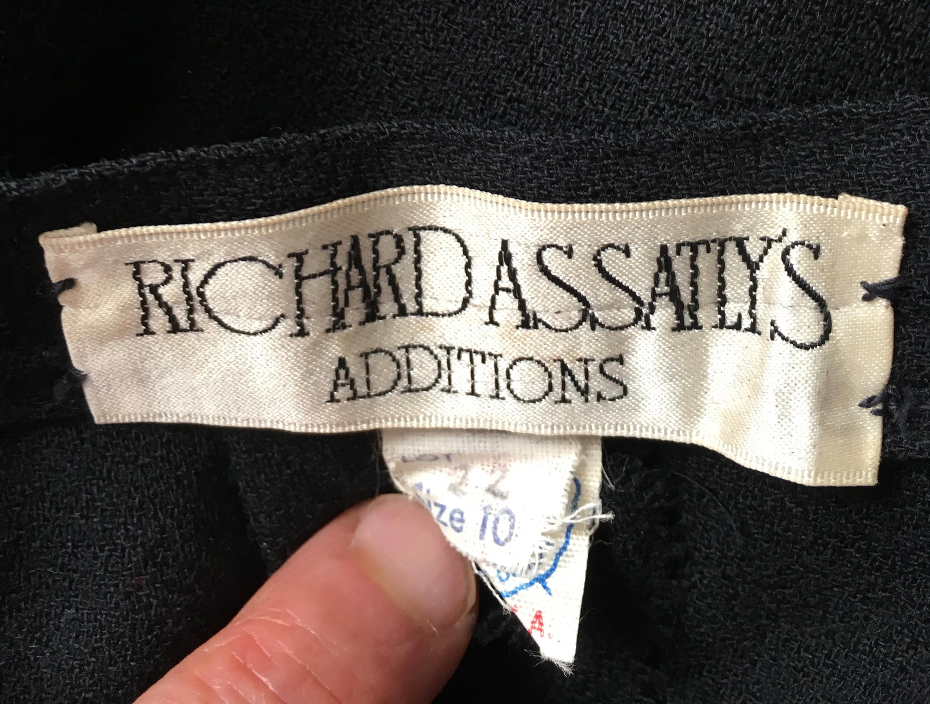 Richard Assatly 1970s Black Wool Pleated Culottes with Pockets Size 6. For Sale 12