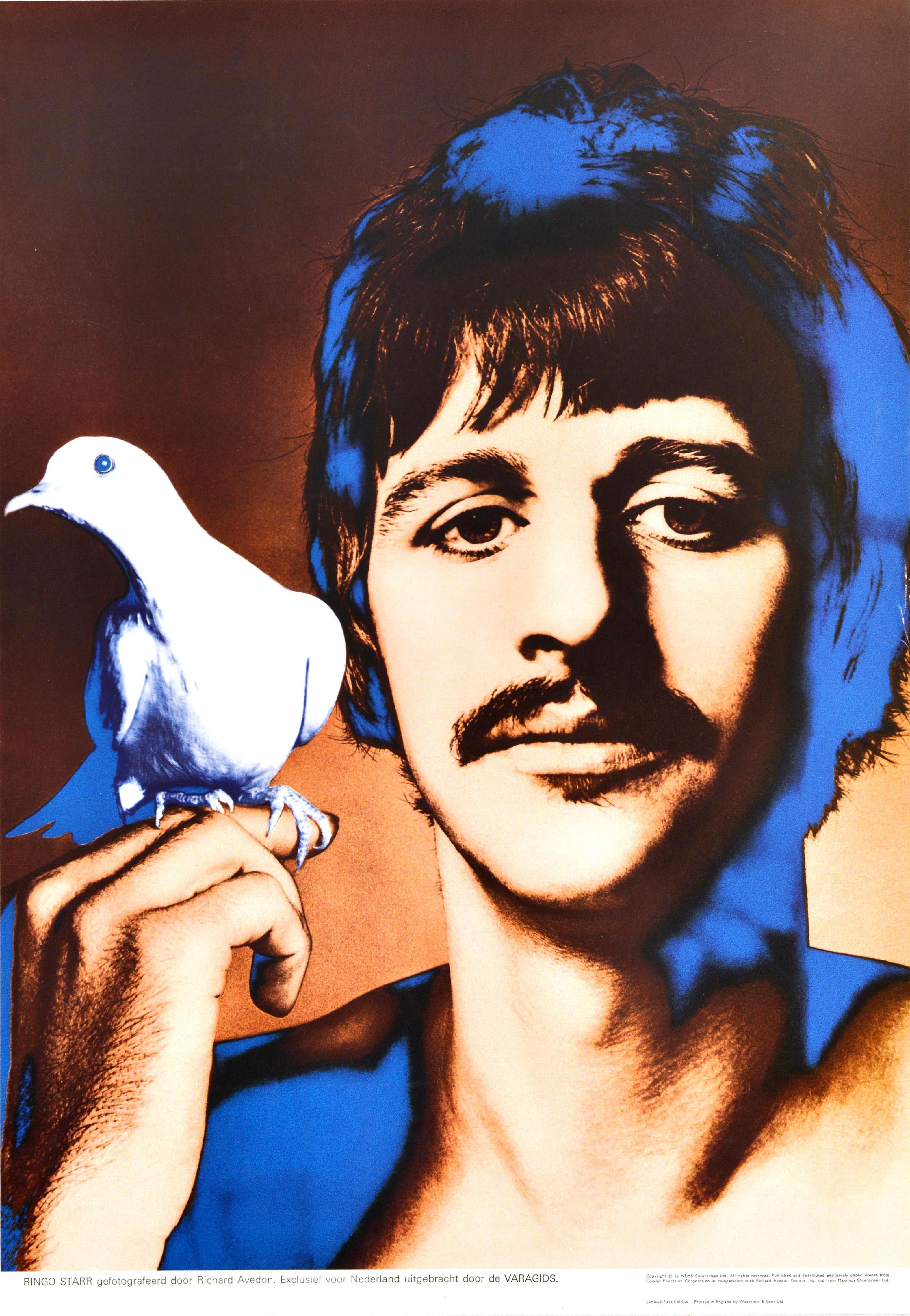 Print Richard Avedon - Affiche publicitaire vintage d'origine des Beatles Ringo Starr Peace Dove Avedon