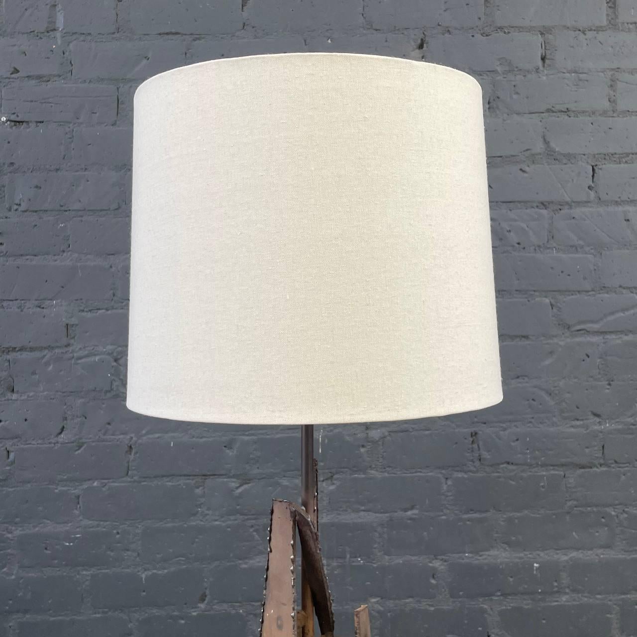 American Richard Barr Brutalist Iron Table Lamp for Laurel For Sale