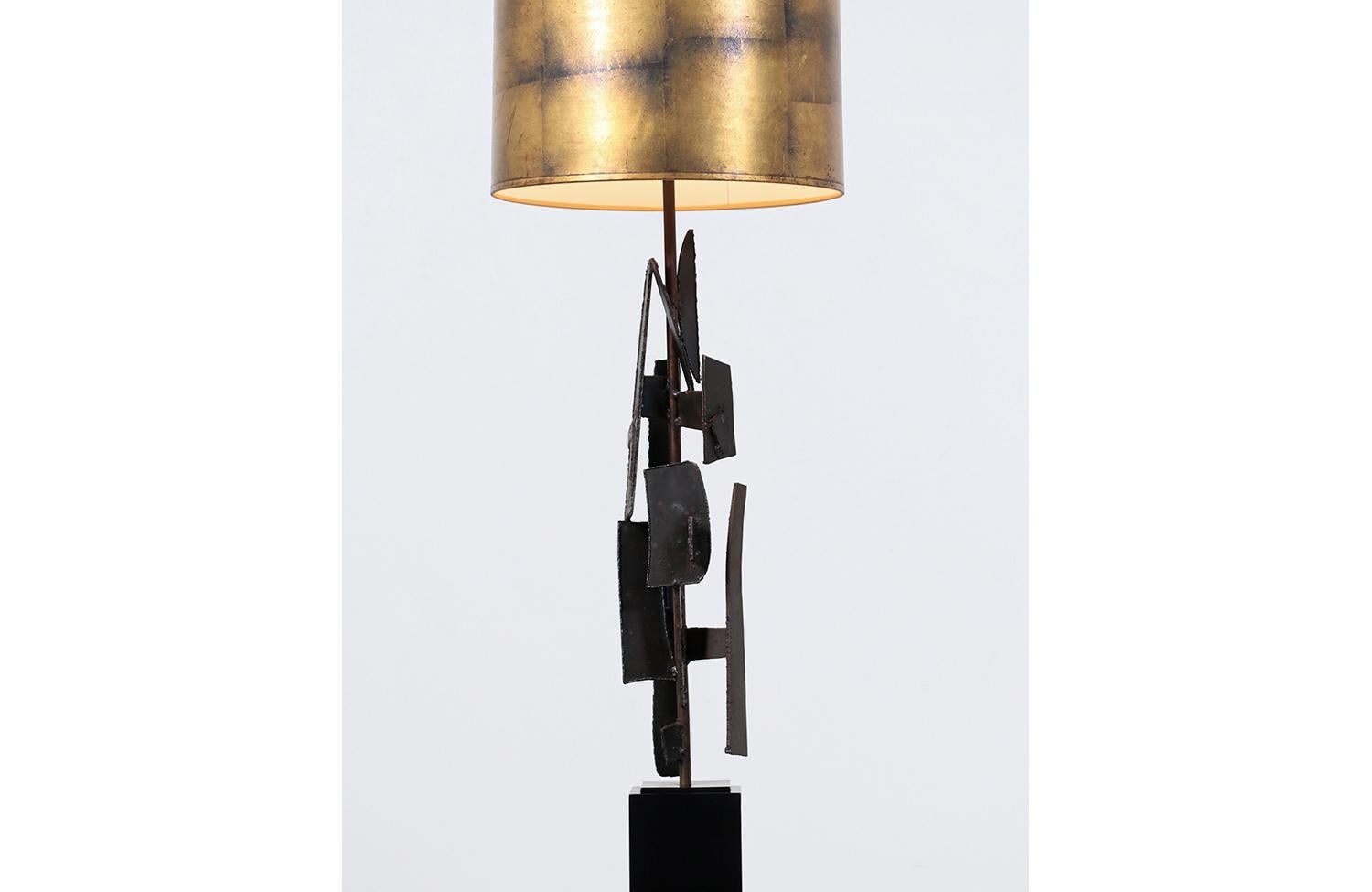 American Expertly Restored - Richard Barr Brutalist Iron Table Lamp for Laurel  For Sale