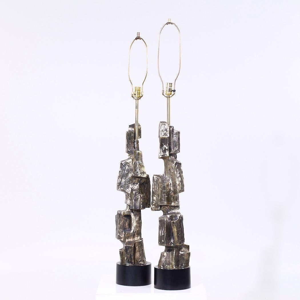 Mid-Century Modern Richard Barr for Laurel Brutalist Mid Century Lamp - Pair en vente