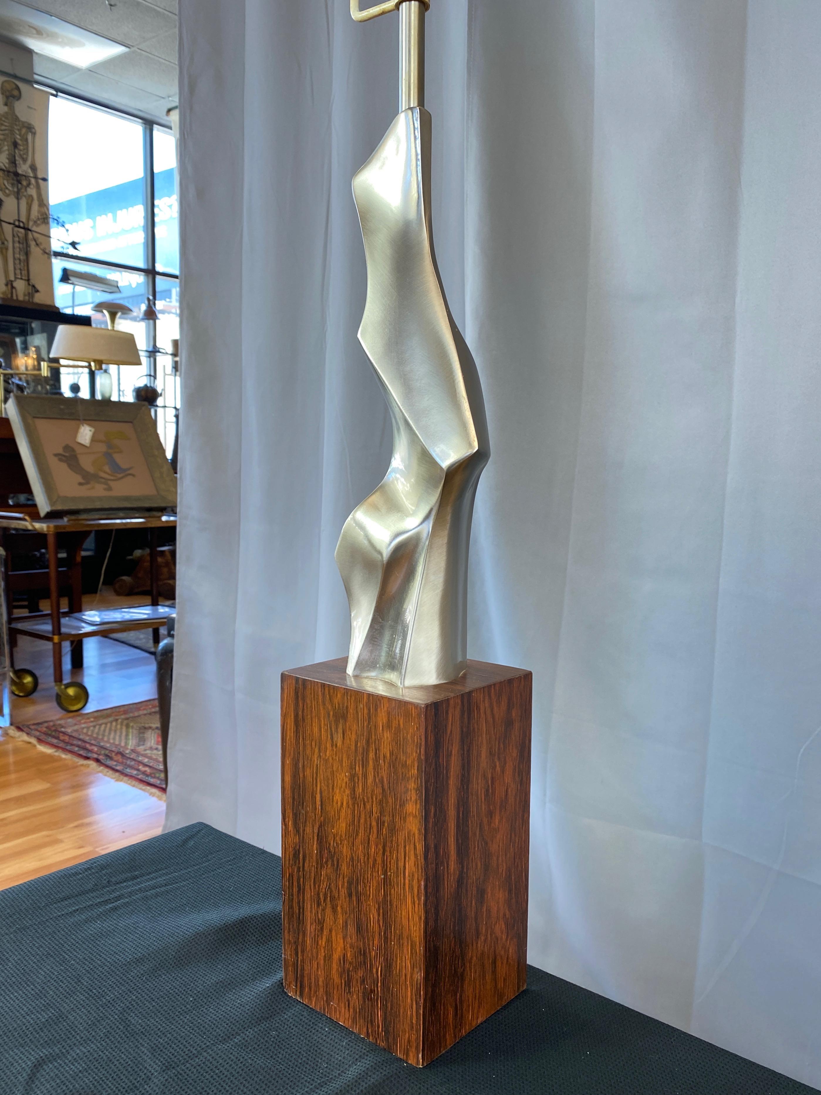 Mid-Century Modern Richard Barr for Laurel Sculptural Abstract Metal and Rosewood Table Lamp, 1963