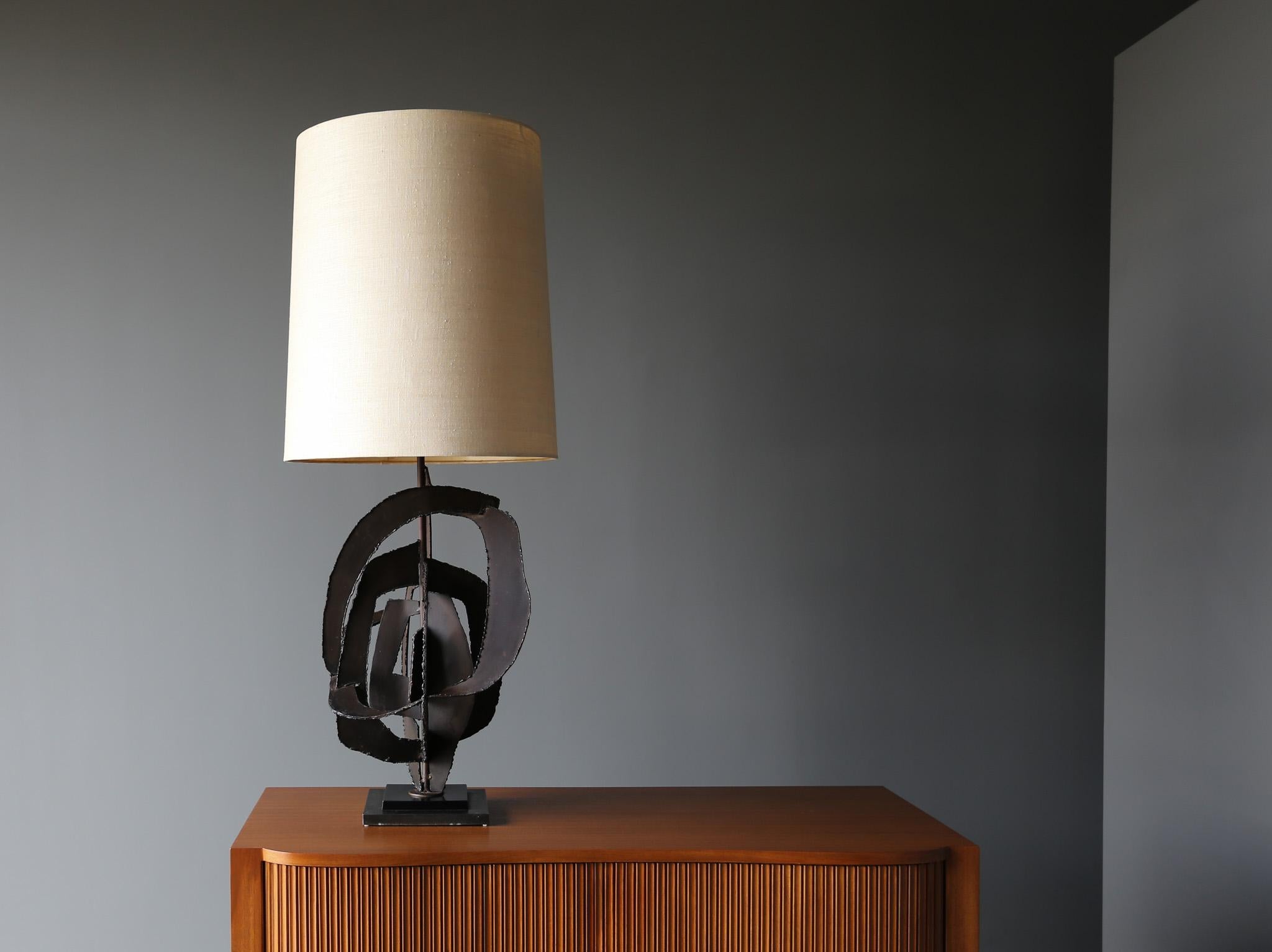 Richard Barr Sculptural Table Lamp for the STUDIO Collection by Laurel, c.1965 For Sale 1