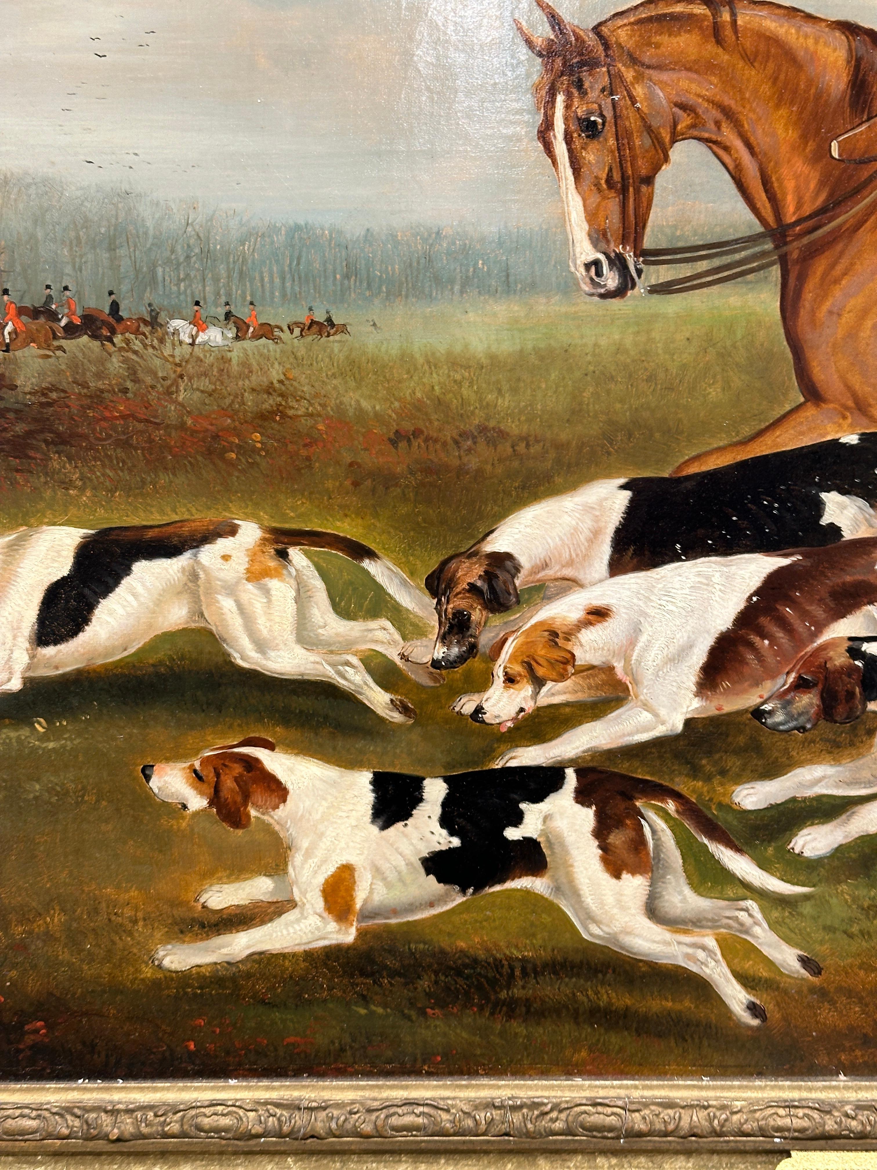 Siglo XIX Cazador y sabuesos de caza del zorro en un paisaje, subido a su caballo - Landscape Painting Beige de Richard Barrett Davis