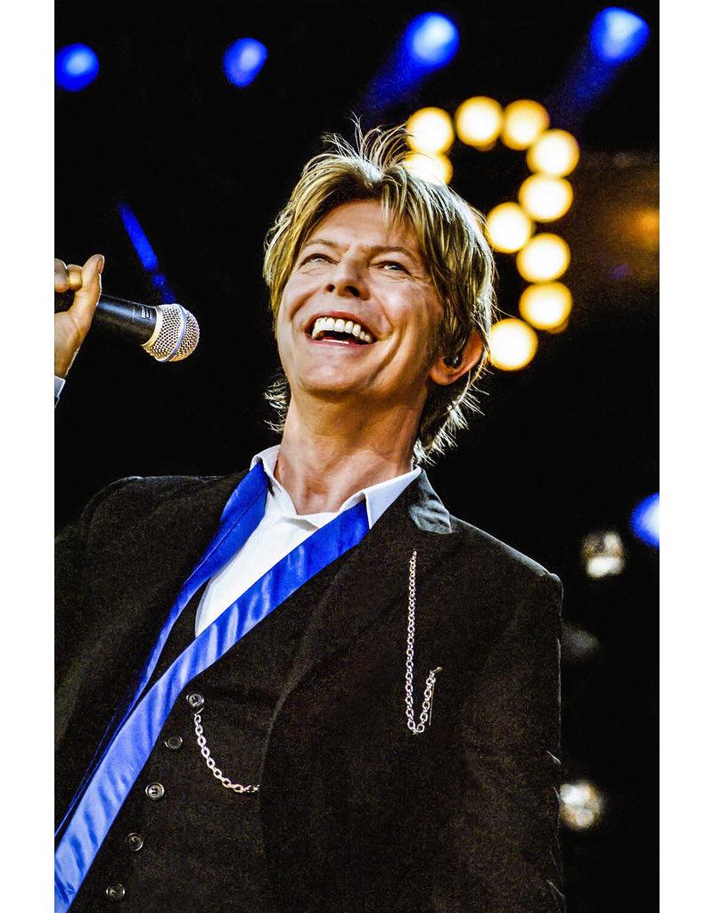Richard Beland Color Photograph – David Bowie – Molson Amphitheater 2002