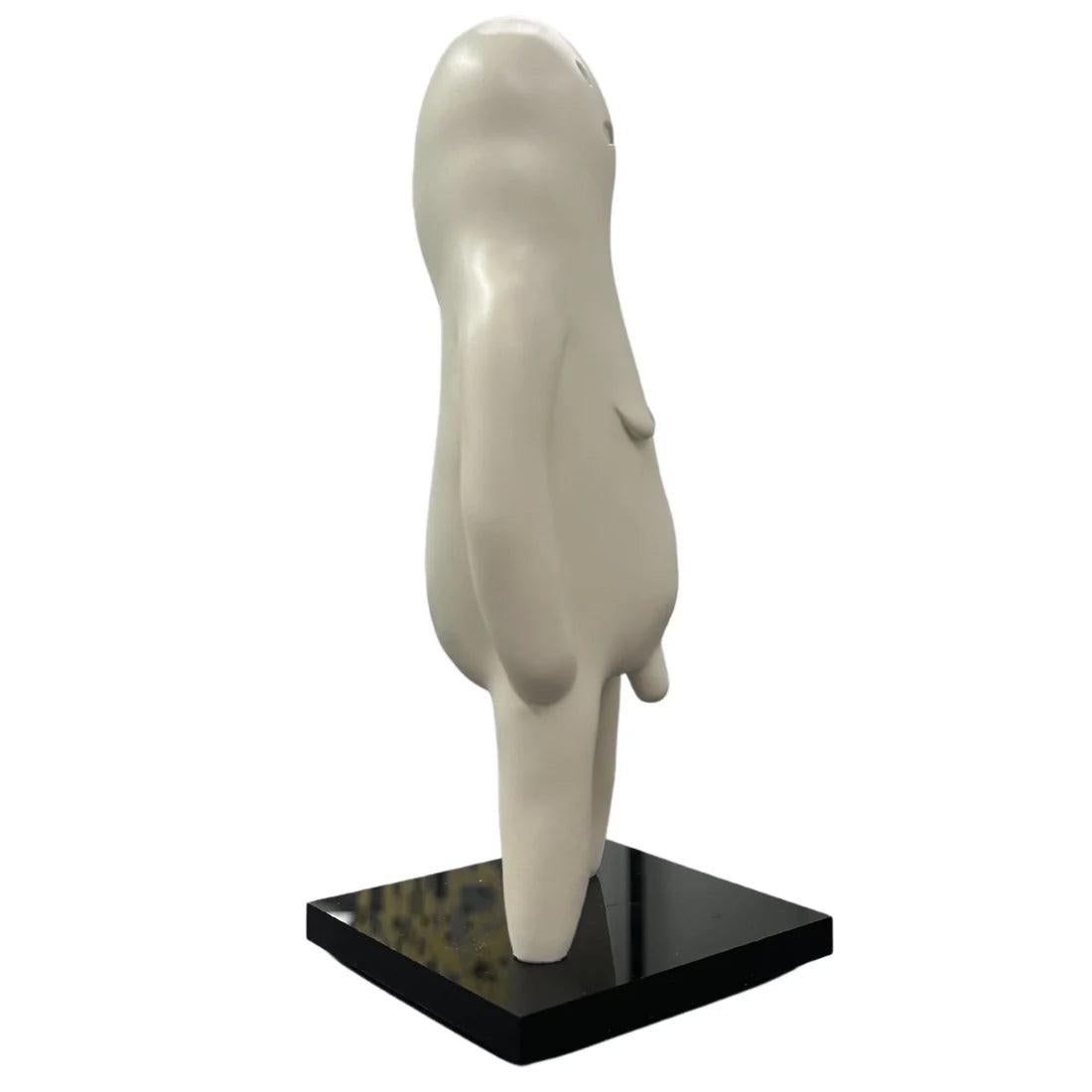 Smooth Champ - Minimalist sculpture - Beige Nude Sculpture by Richard Berner