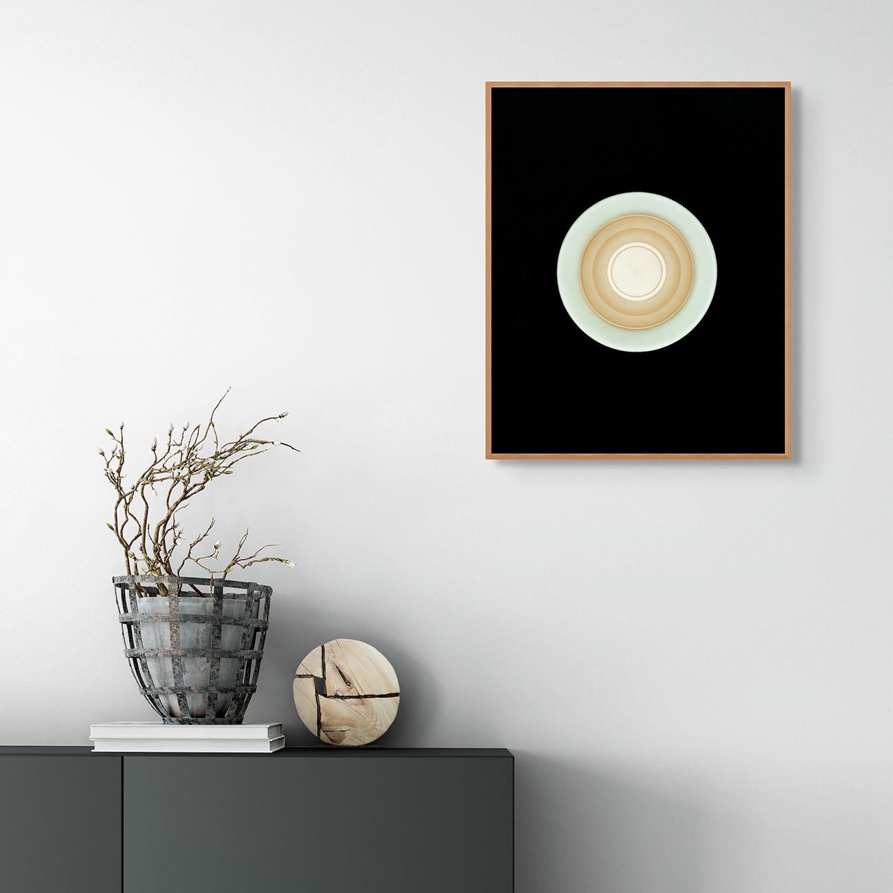 Combinación Blanco/Crema (Fotografía Abstracta) - Photograph de Richard Caldicott