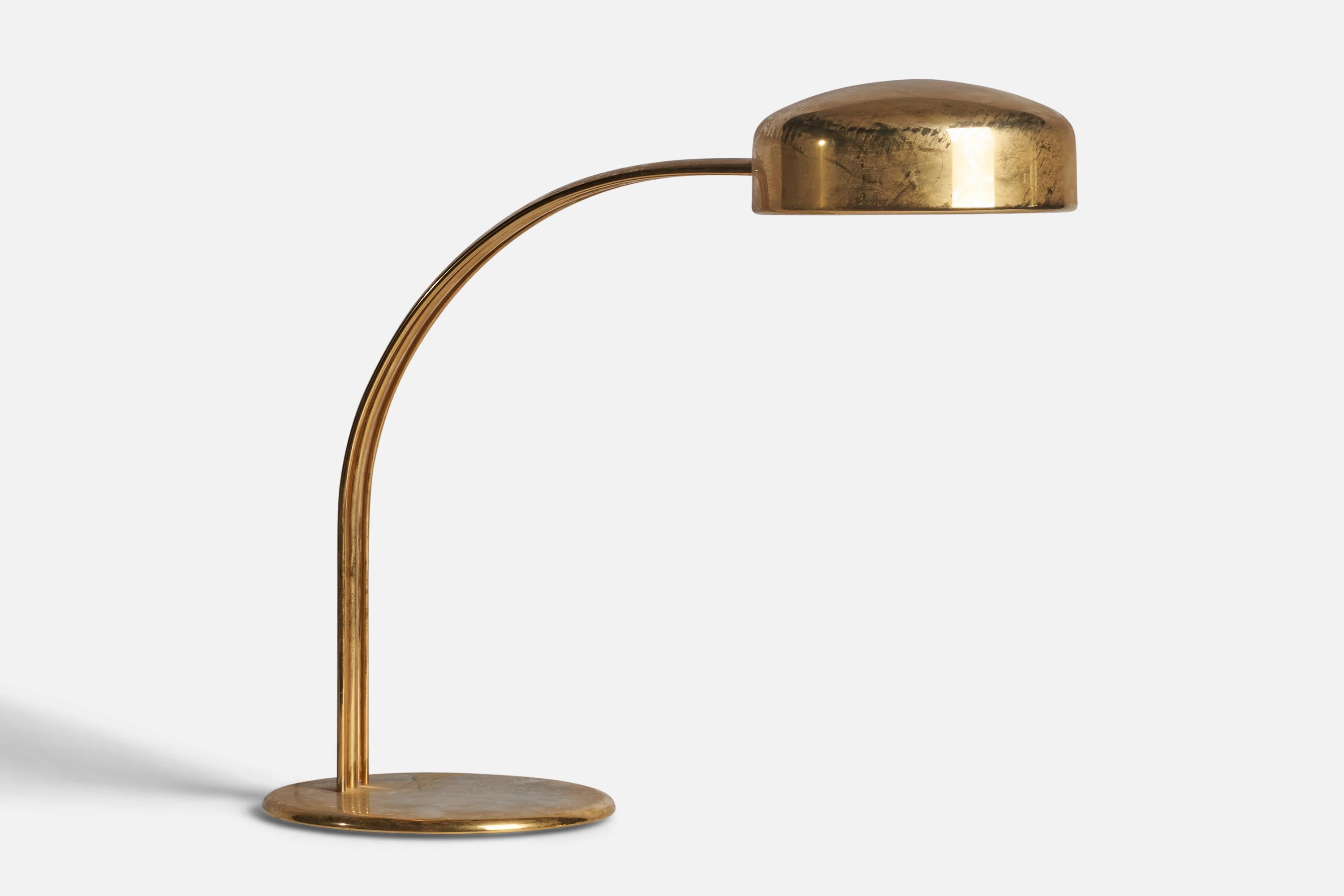 Mid-Century Modern Richard Carruthers, Large Table Lamp, Brass, Sweden, 1960s For Sale