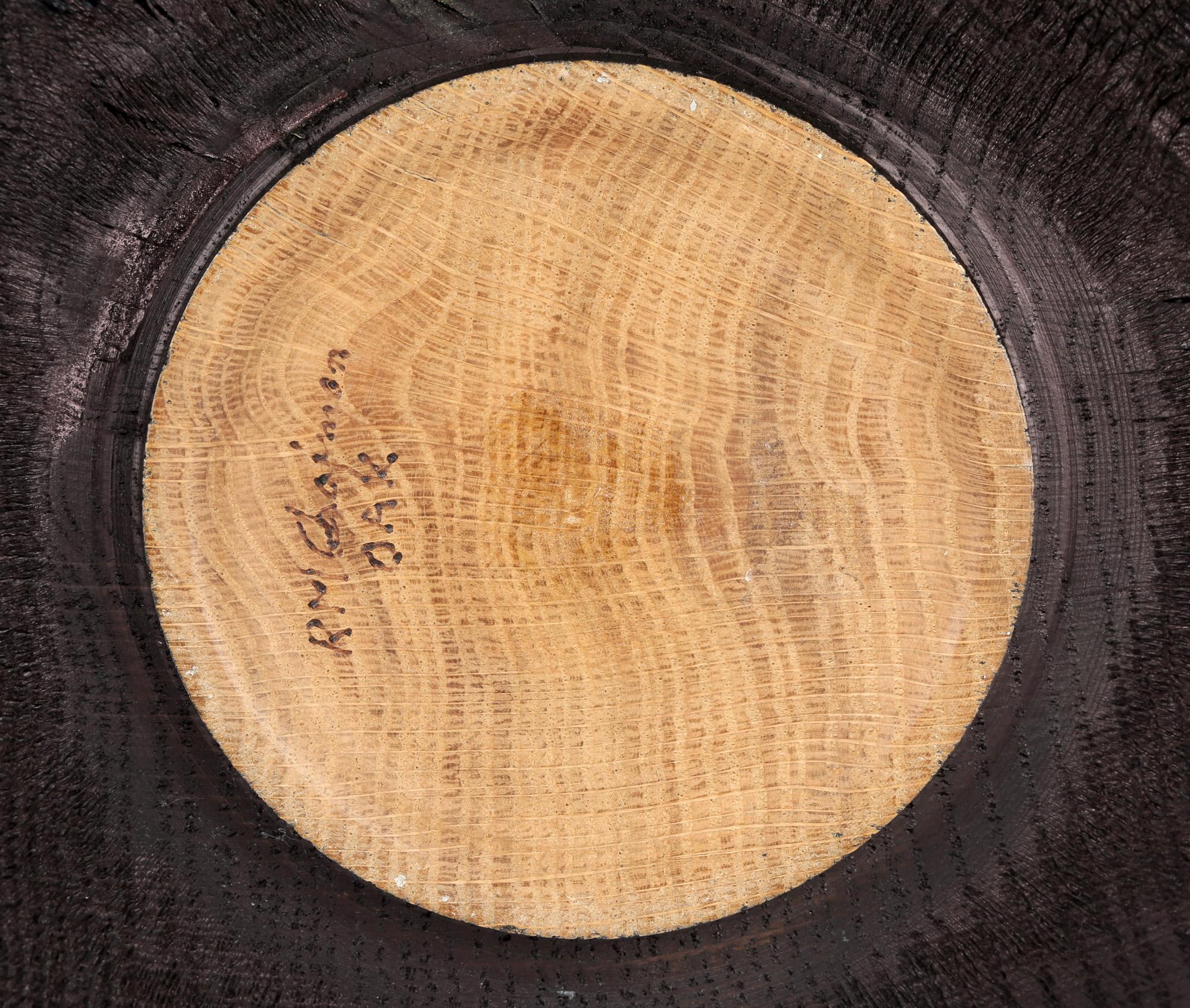 Fin du 20e siècle Richard Chapman - Vase en bois de chêne anglais tourné et teinté à la main en vente