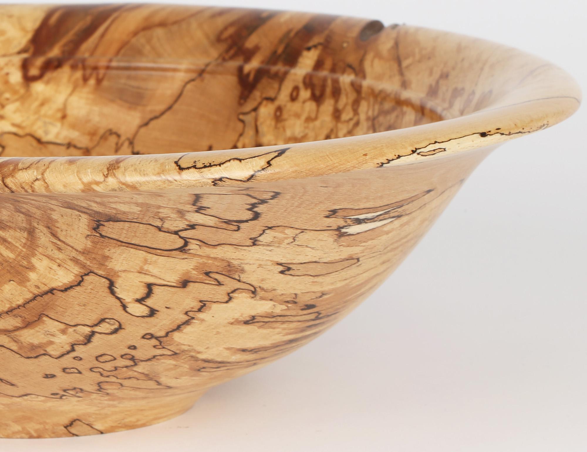 Richard Chapman Large English Hand Turned Spalted Beech Wood Bowl In Good Condition In Bishop's Stortford, Hertfordshire