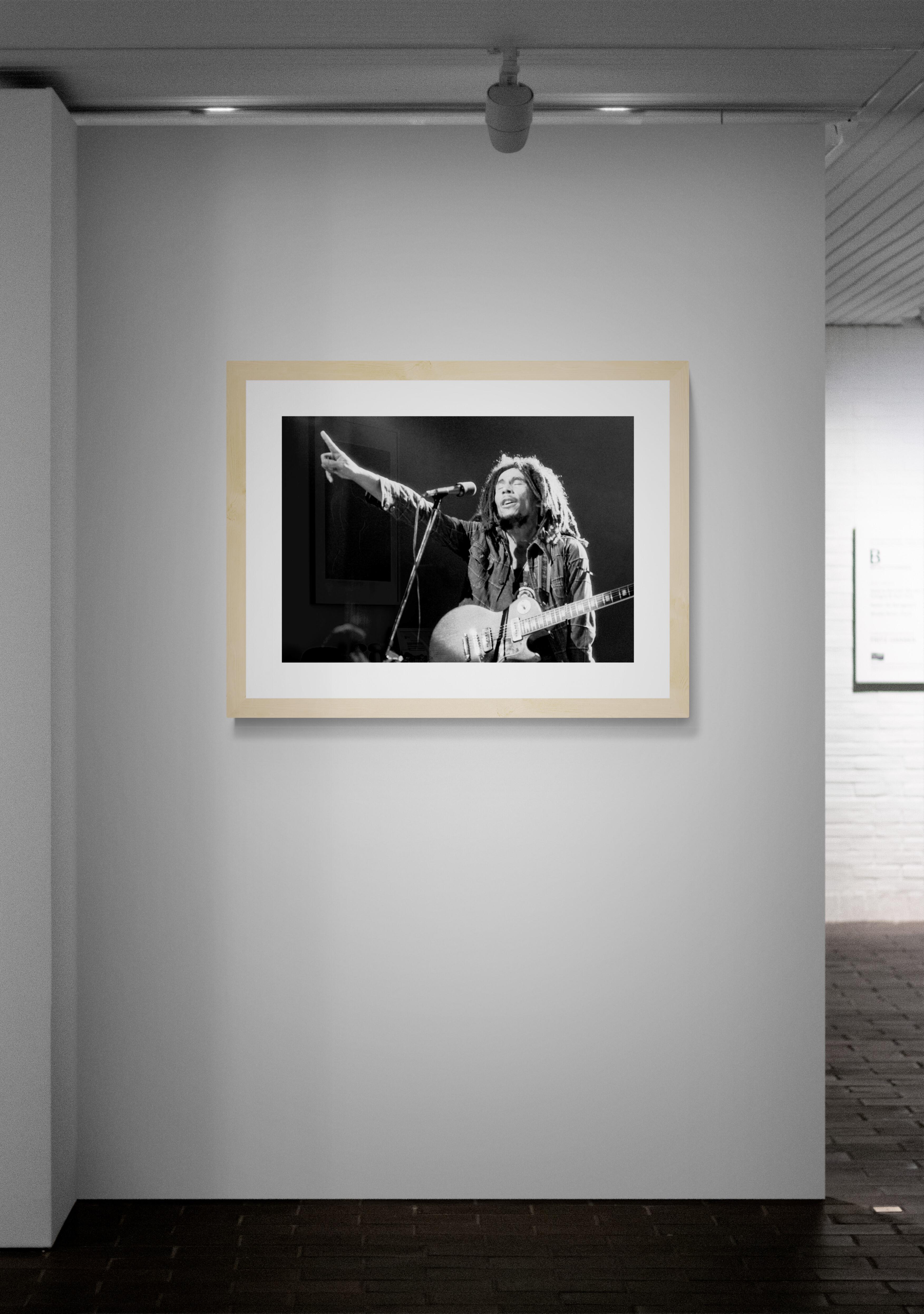 Title: Bob Marley #7
Artist: Richard E. Aaron
Estate Edition: Hand numbered with estate chop mark in the margin, signature stamp on verso, archival pigment print on Hahnemühle Photo Rag Pearl, 100% cotton paper fine art paper. Authorized worldwide