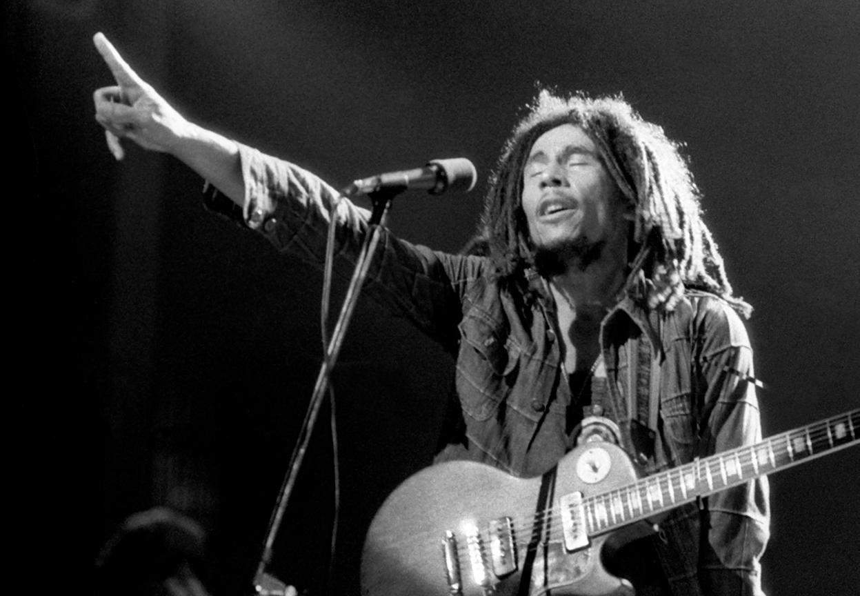 Richard E. Aaron Black and White Photograph – Bob Marley #7