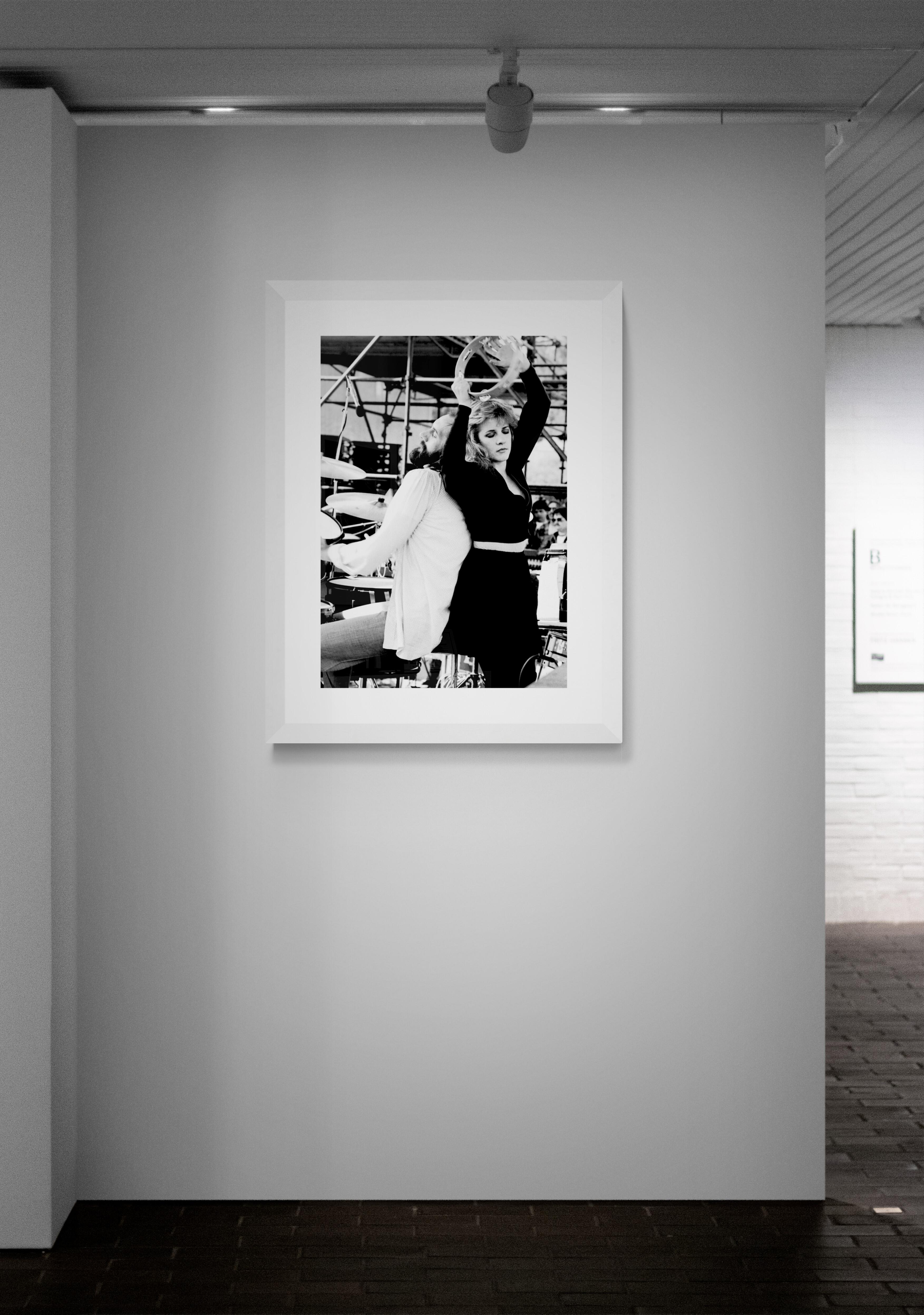 Fleetwood Mac #1 Foto (Schwarz), Black and White Photograph, von Richard E. Aaron