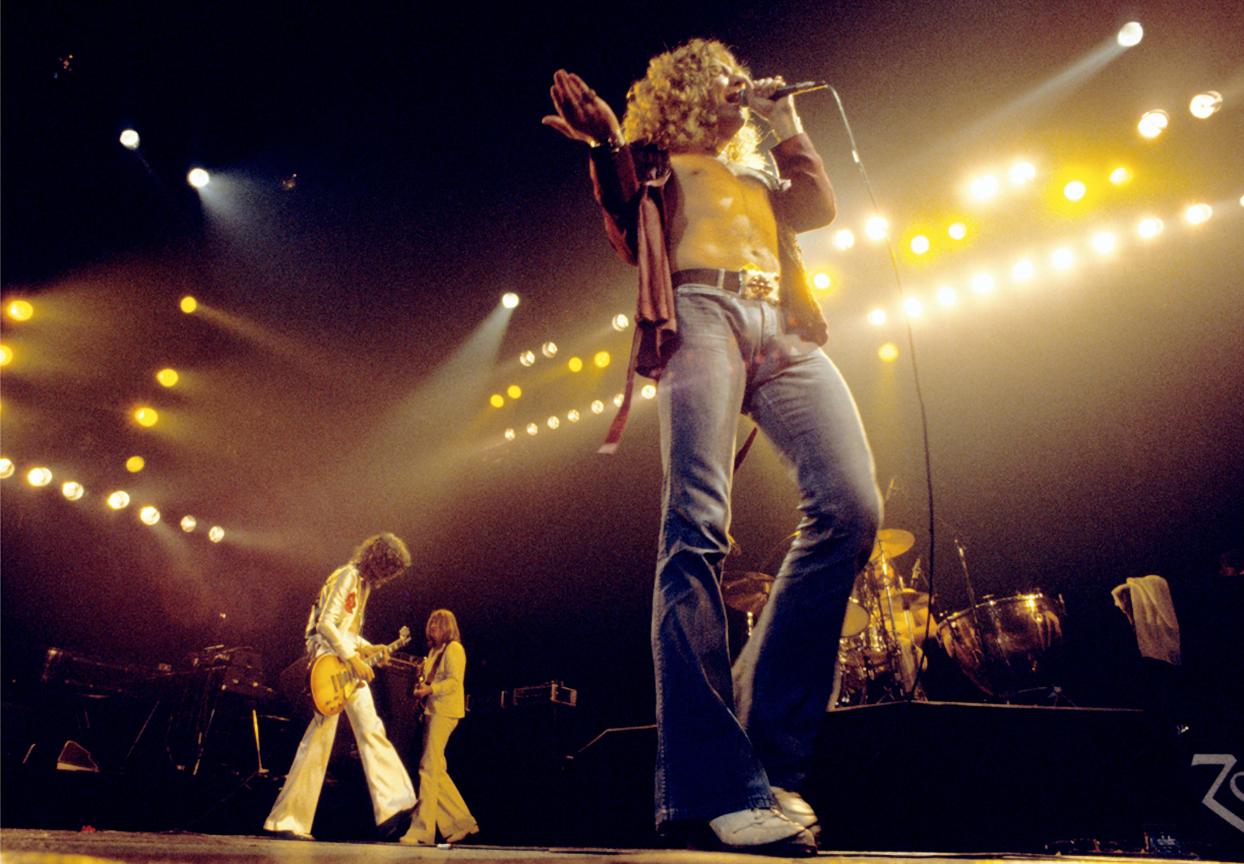 Richard E. Aaron Color Photograph – Led Zeppelin #4 Foto