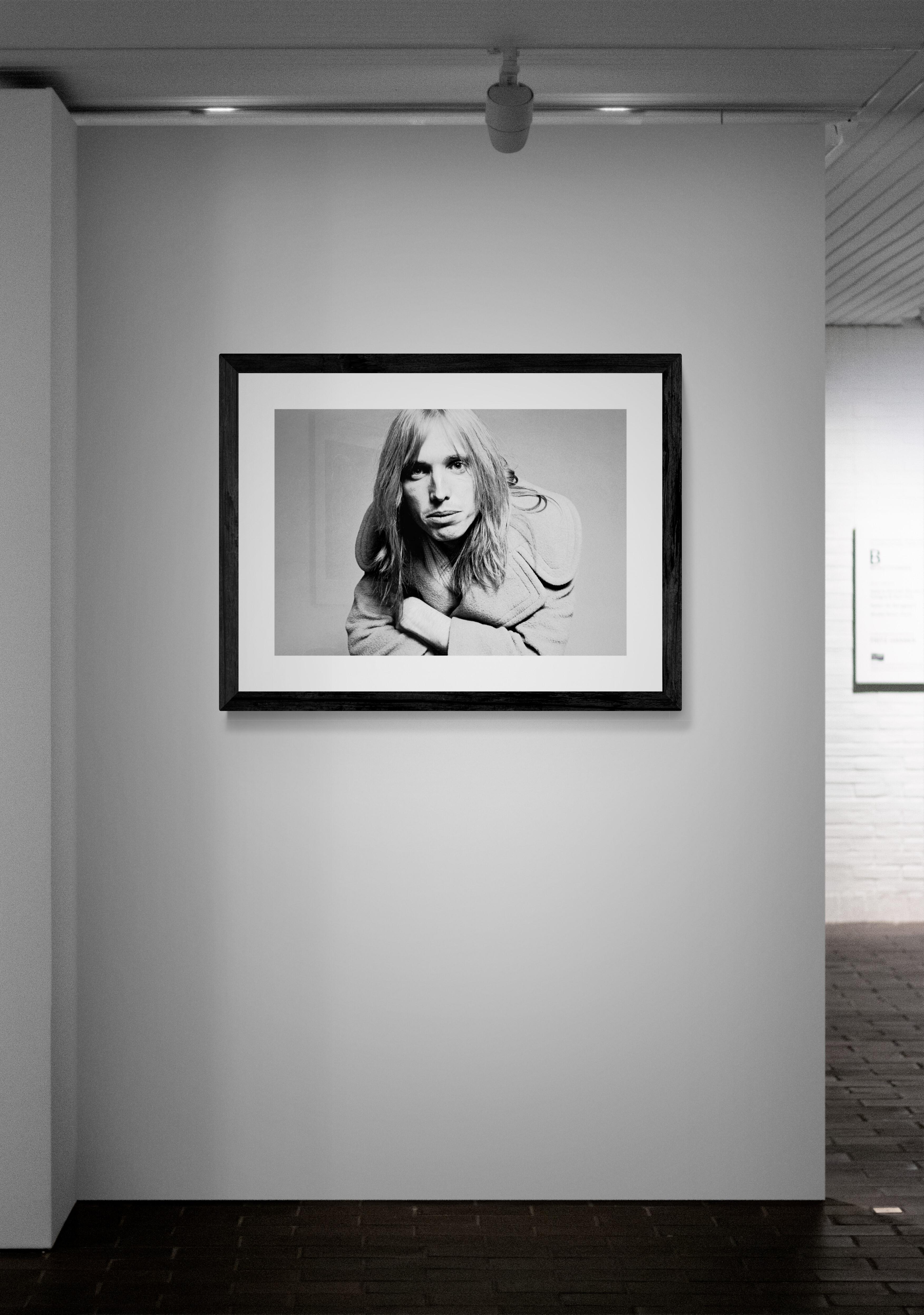 Title: Tom Petty #6 Photo
Artist: Richard E. Aaron
Estate Edition: Hand numbered with estate chop mark in the margin, signature stamp on verso, archival pigment print on Hahnemühle Photo Rag Pearl, 100% cotton paper fine art paper. Authorized