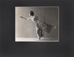 Woman In Ballet Pose Holding a Flower - San Francisco Richard Edwards