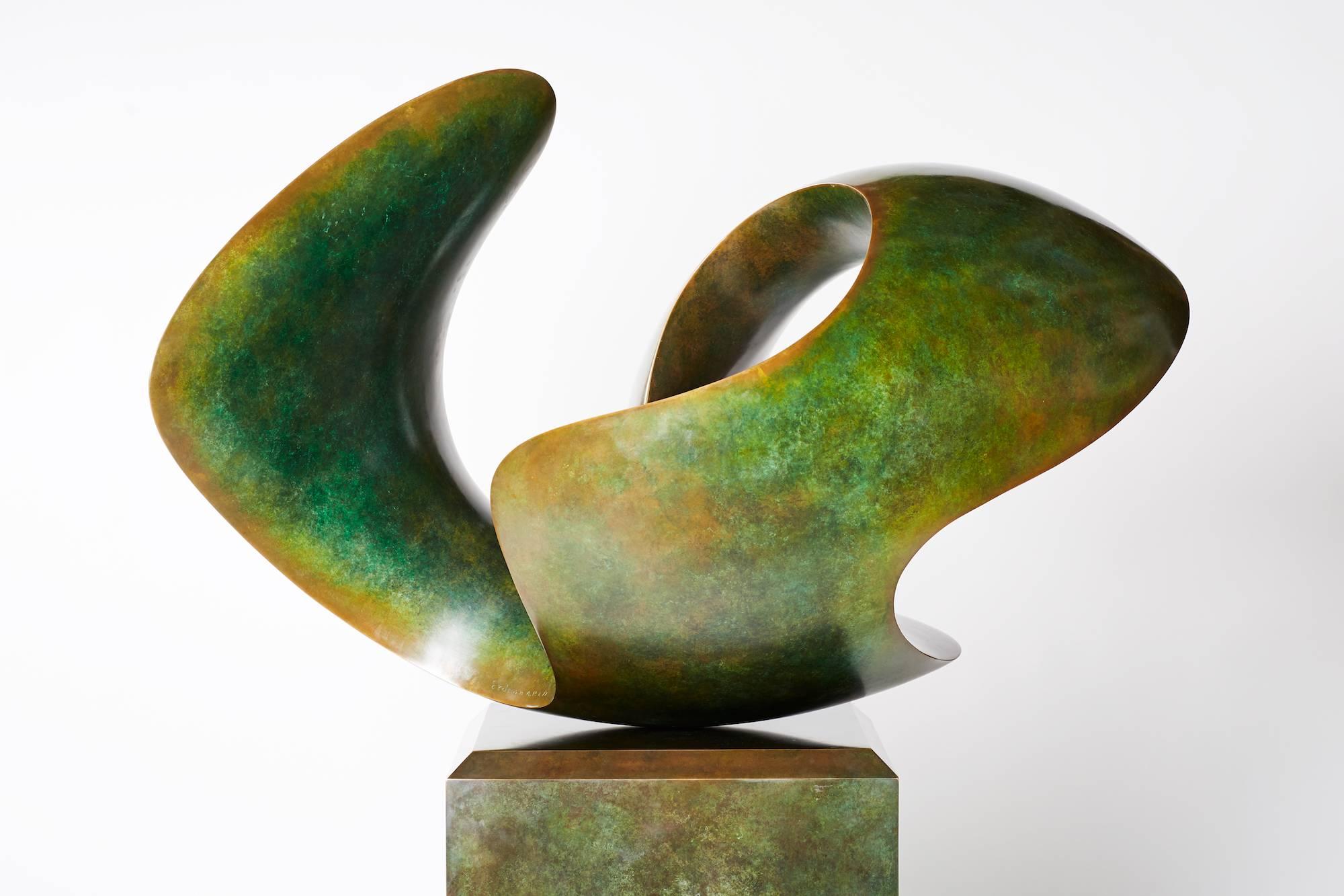 Rechteckige Form, großer Innen- oder Außen-Bronzesockel auf Bronzesockel – Sculpture von Richard Erdman