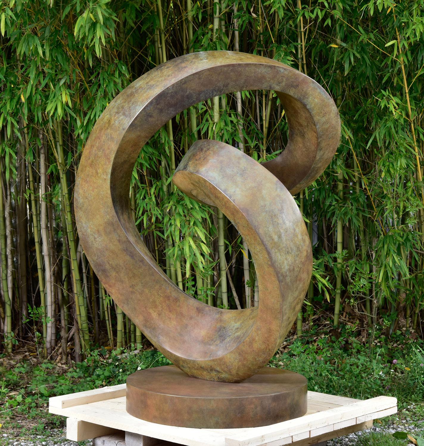 "Spira Grande" large bronze sculpture